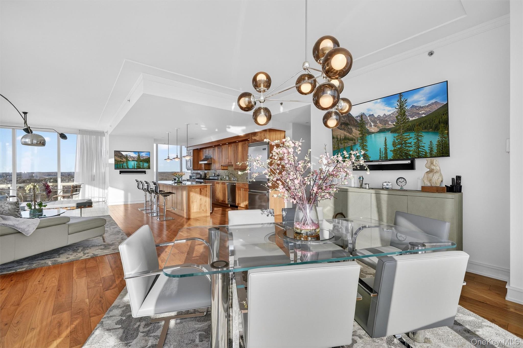 #9 photo, 5 Renaissance Square, White Plains , NY 10601