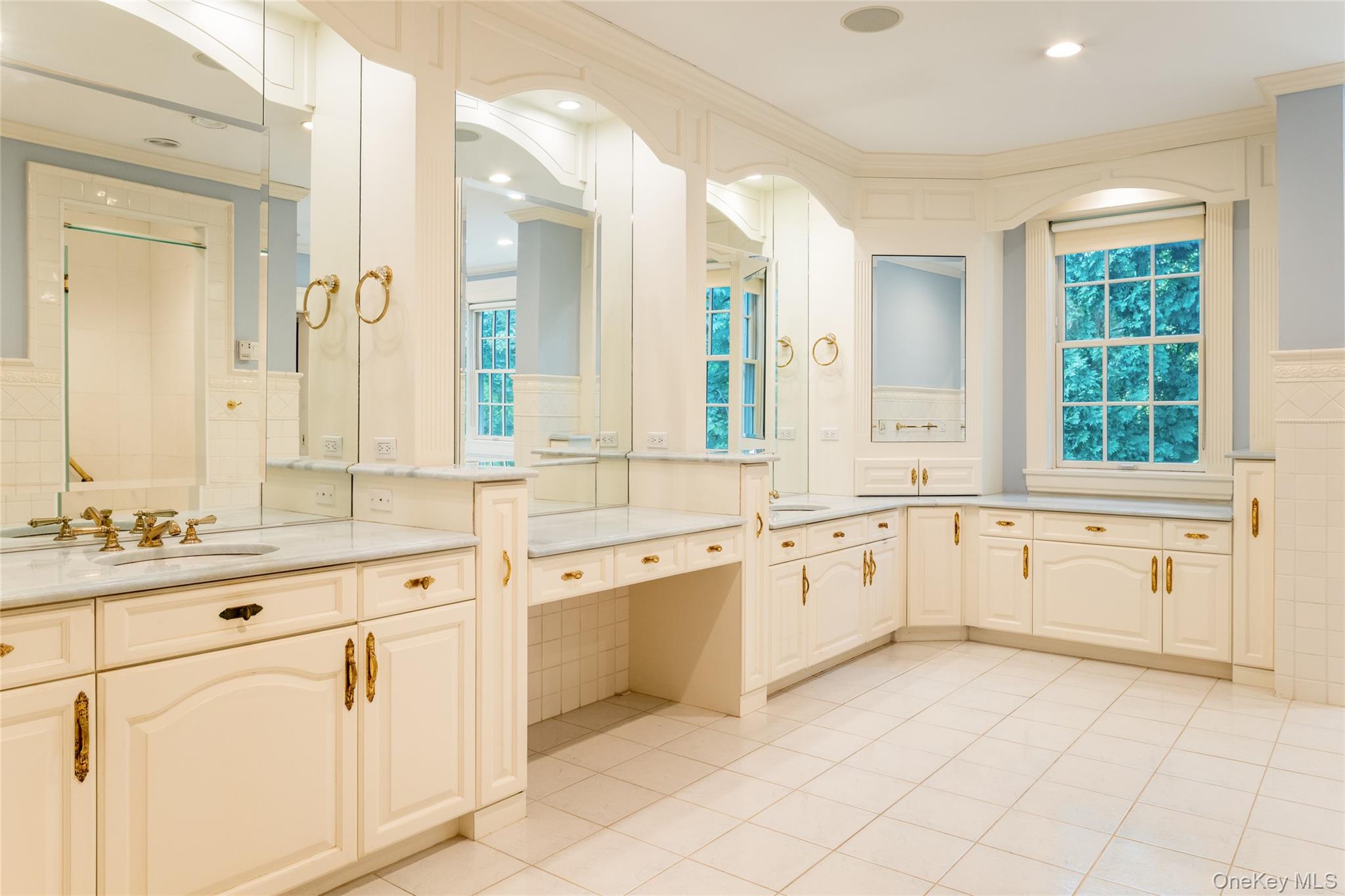 #13 photo, 63 Premium Point, New Rochelle , NY 10801