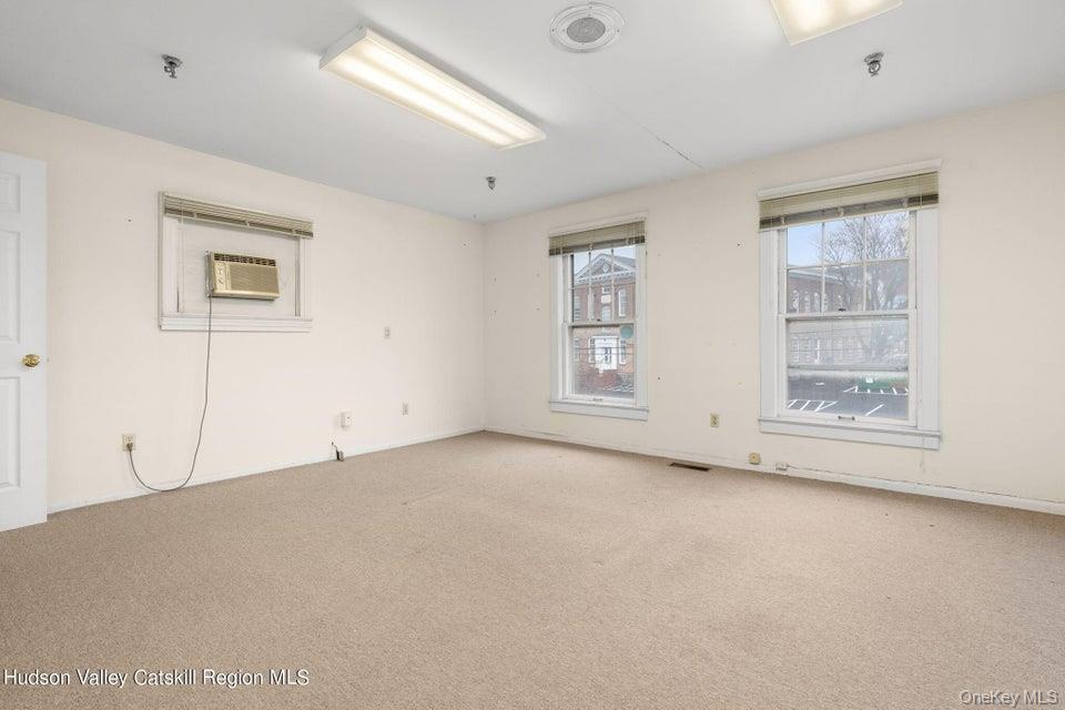 #7 photo, 159 Green Street, Kingston , NY 12401