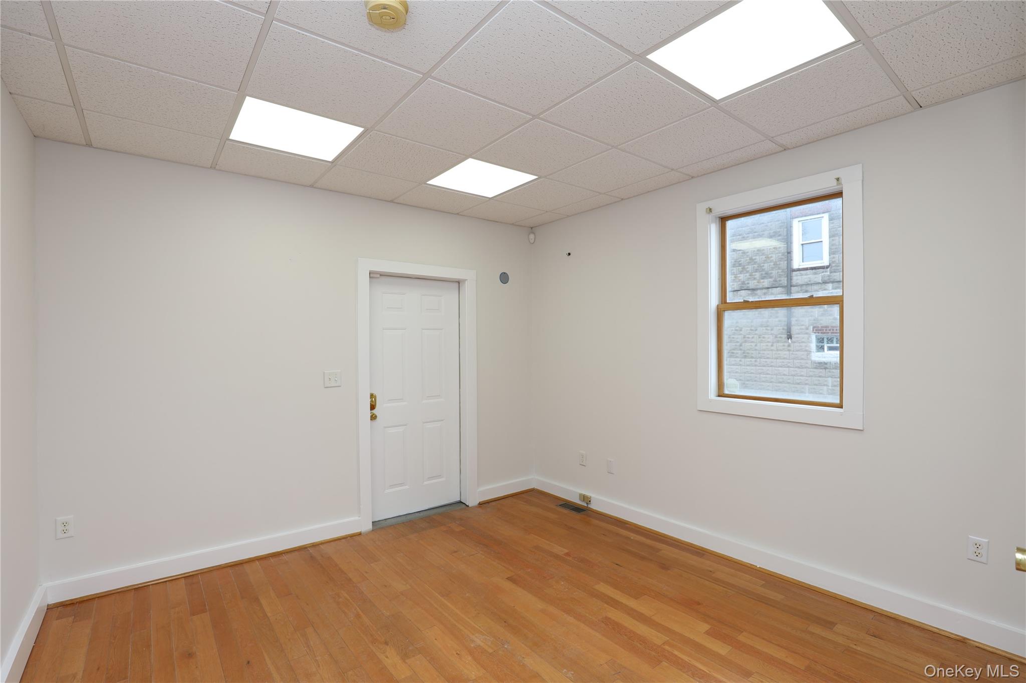 #10 photo, 730 Broadway, Kingston , NY 12401