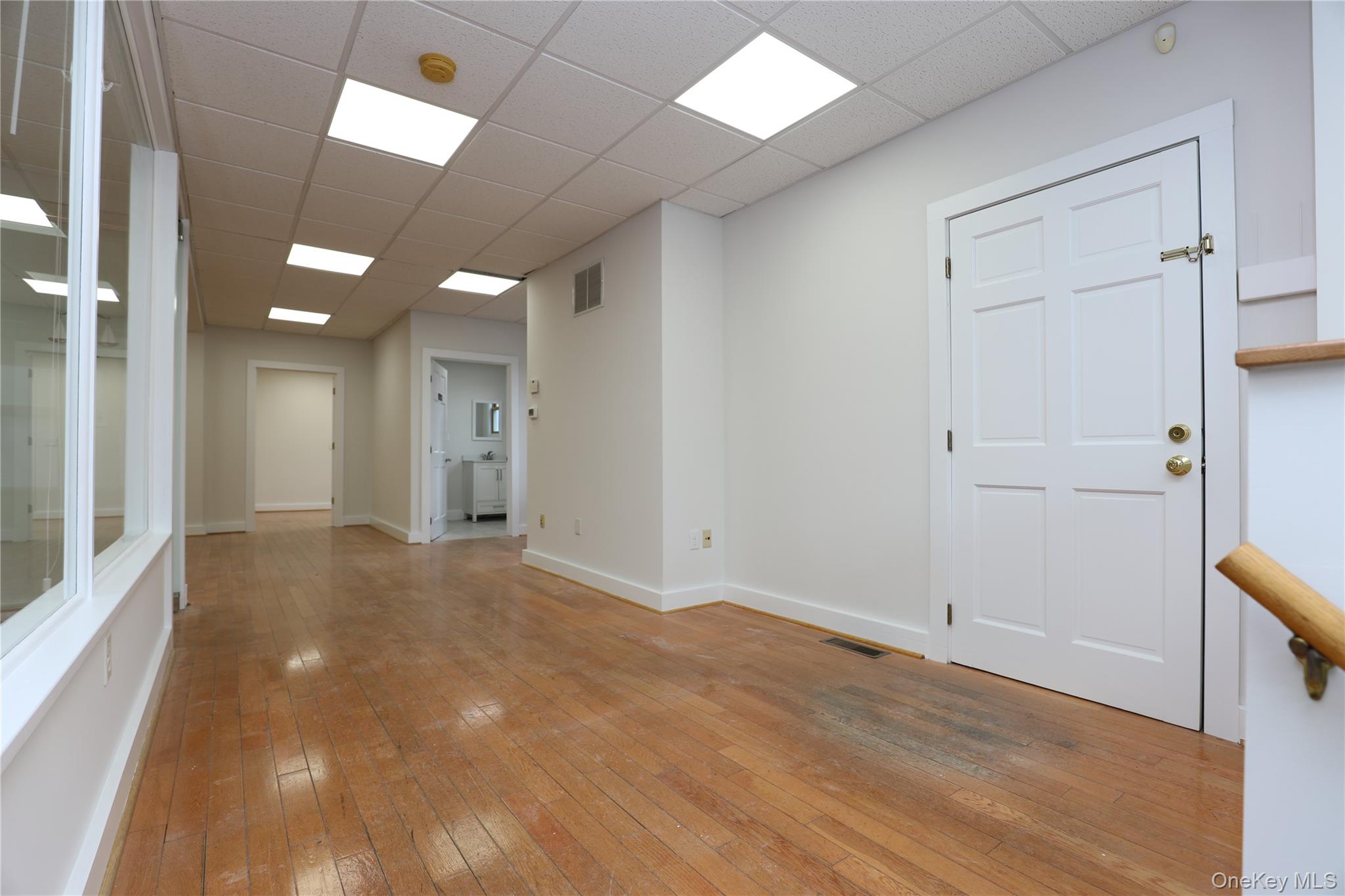 #7 photo, 730 Broadway, Kingston , NY 12401