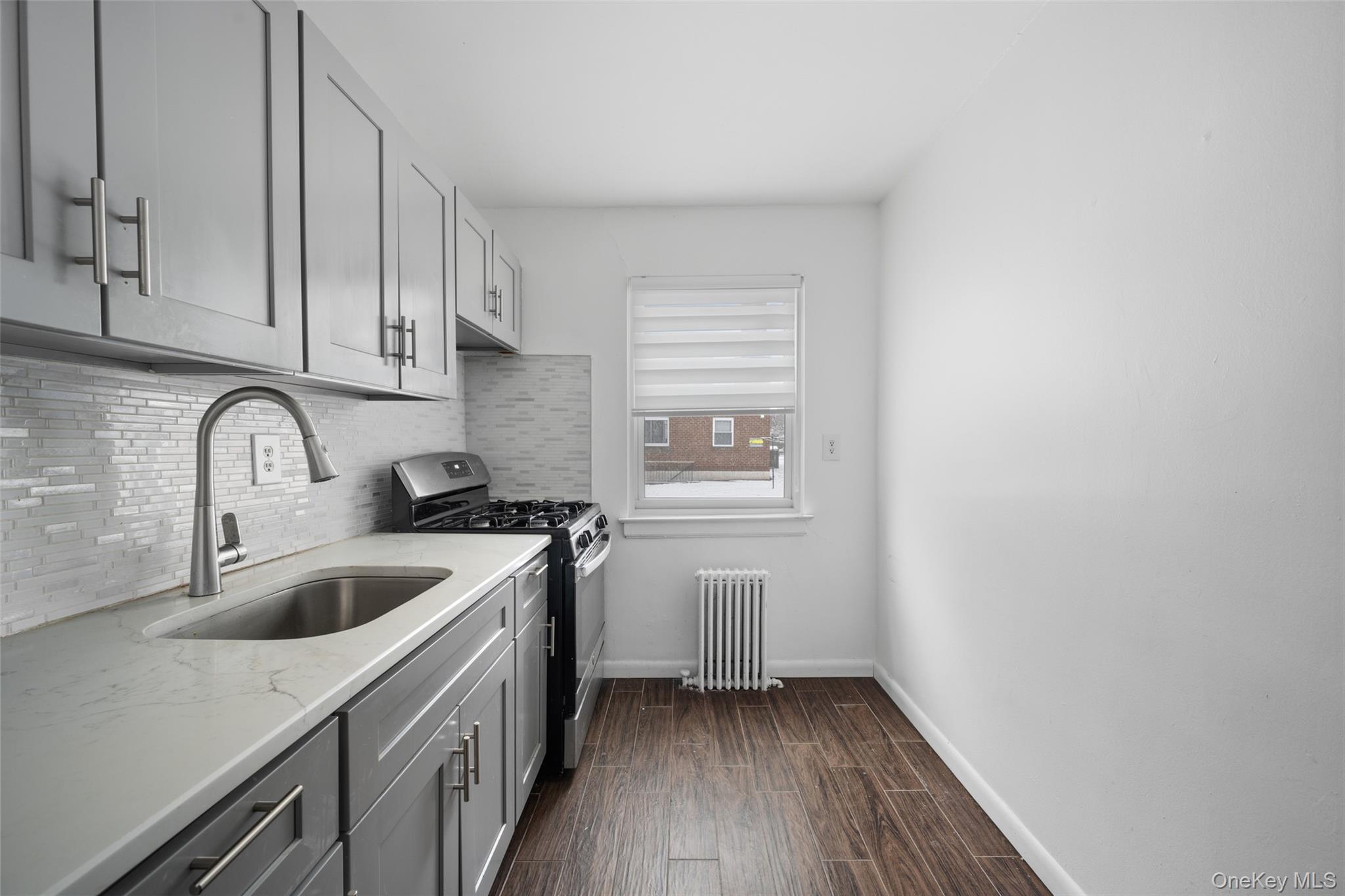 #4 photo, 263-03 73rd Avenue, Glen Oaks , NY 11004