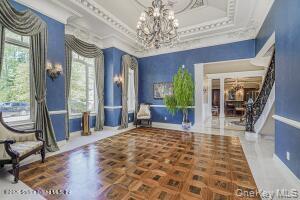 #8 photo, 50 Wakefield, Staten Island , NY 10312