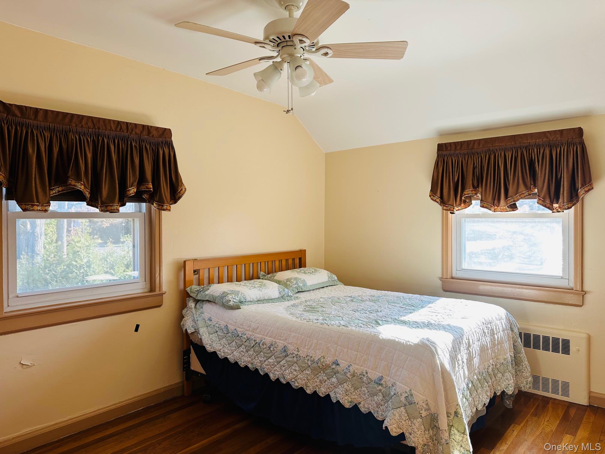 #7 photo, 11 Warton Place, Garden City , NY 11530