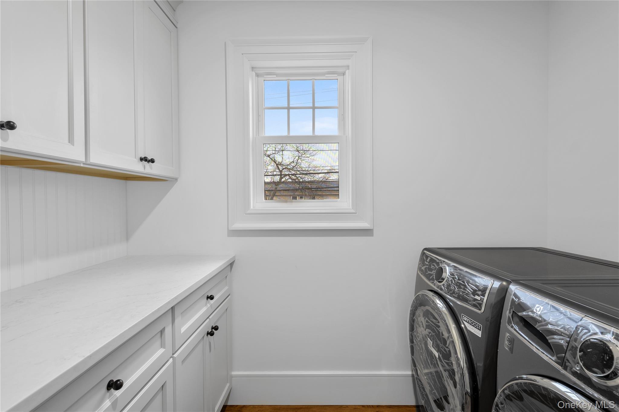 #14 photo, 199 N. Elm, Massapequa , NY 11758