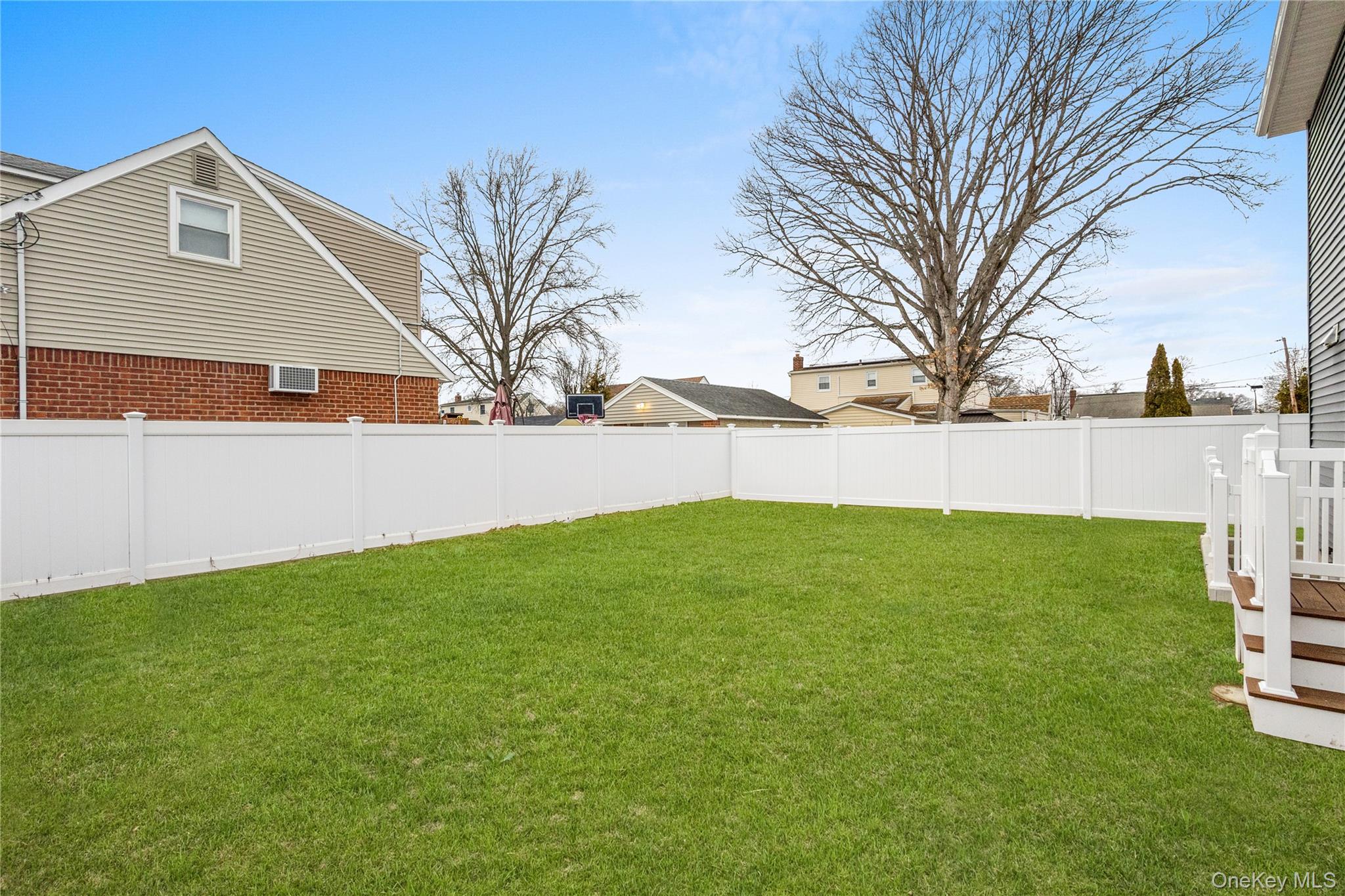 #5 photo, 199 N. Elm, Massapequa , NY 11758