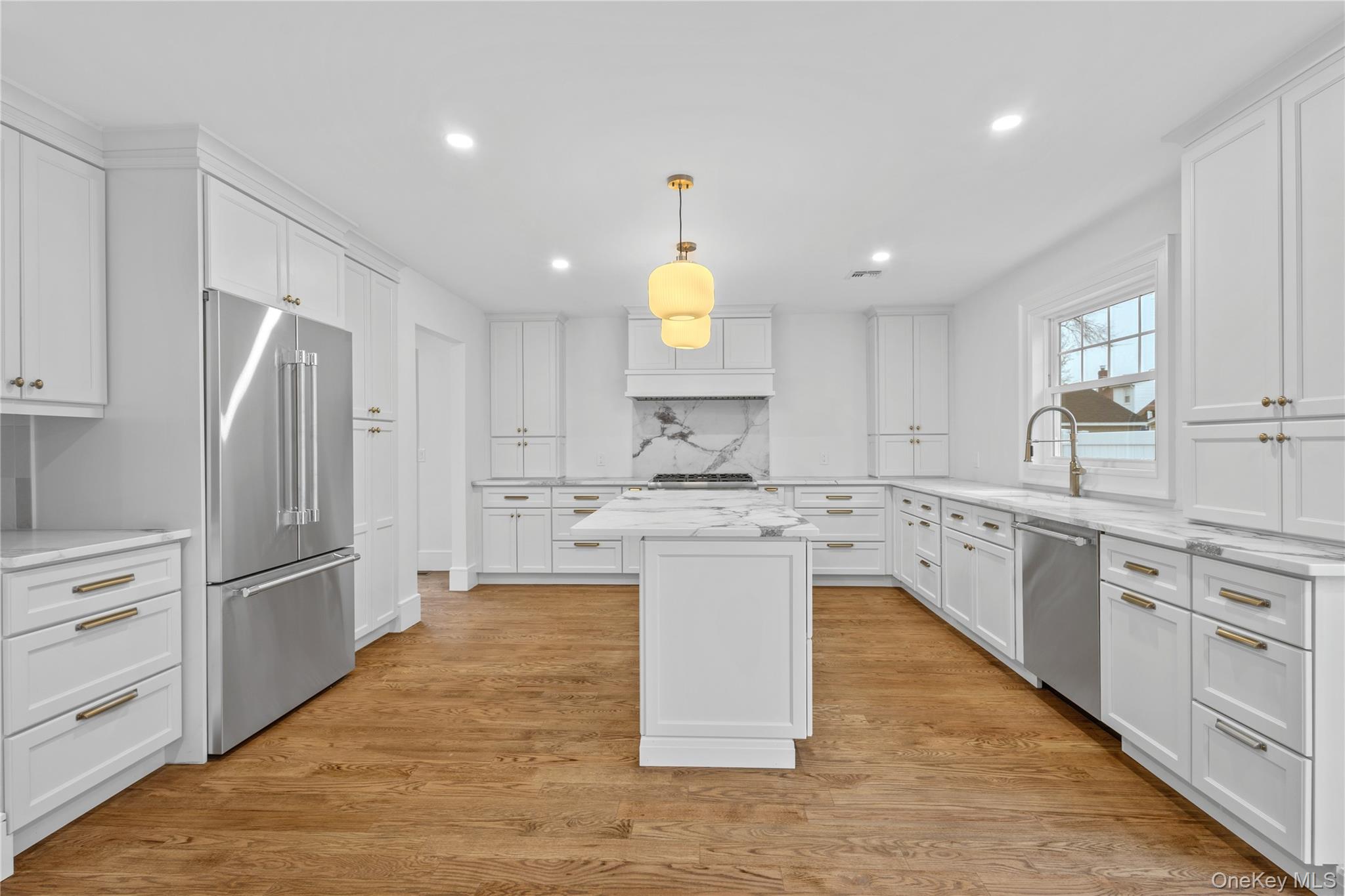 #6 photo, 199 N. Elm, Massapequa , NY 11758