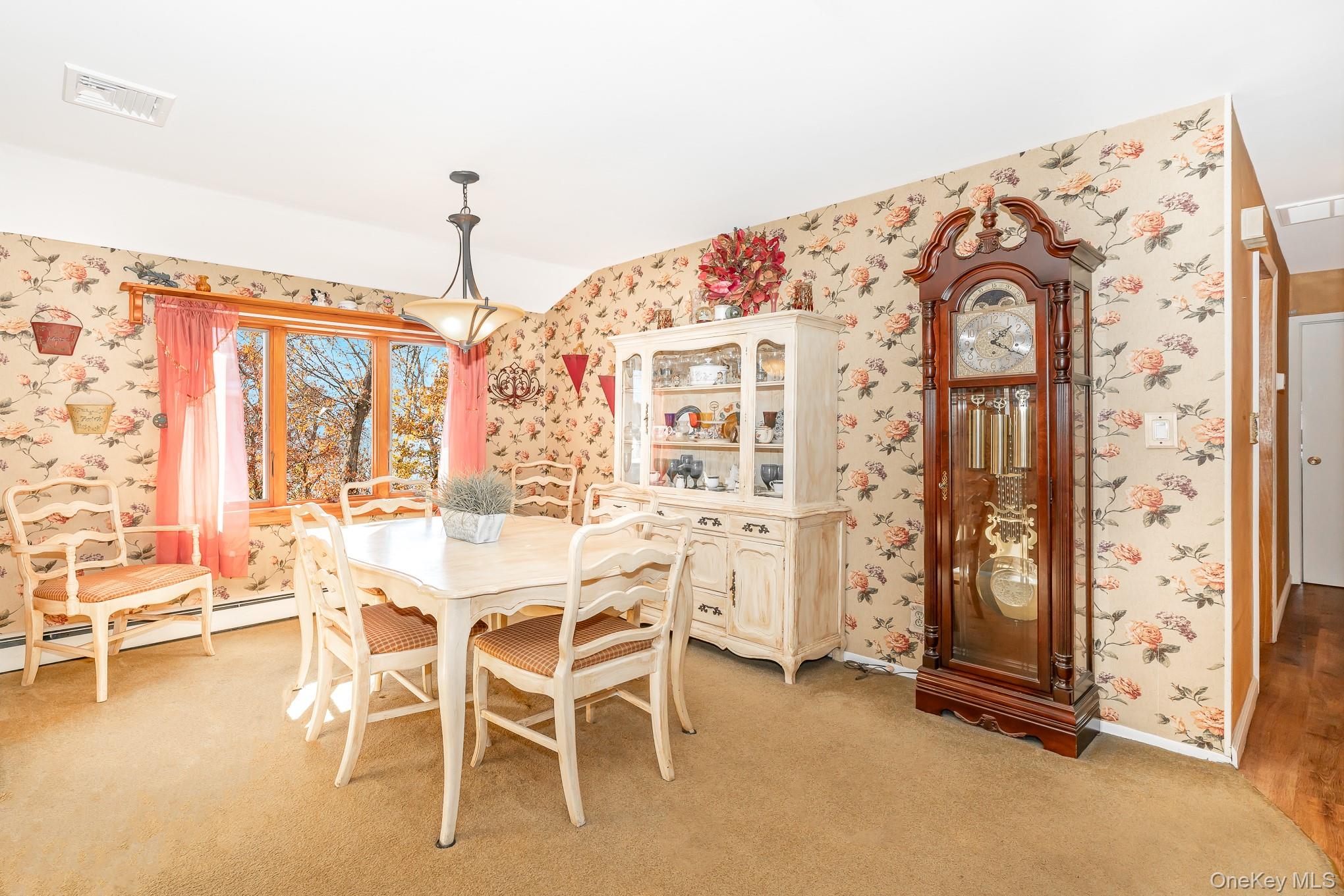 #5 photo, 265 S 4th Street, Lindenhurst , NY 11757