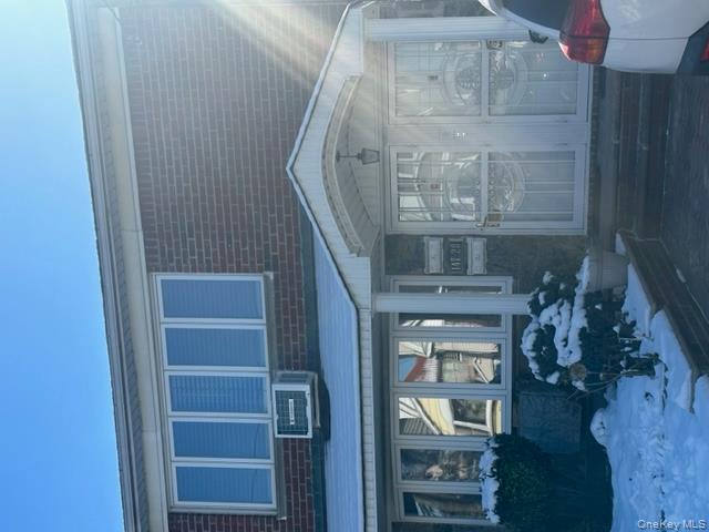 #1 photo, 14728 22nd Avenue, קווינס Whitestone , NY 11357