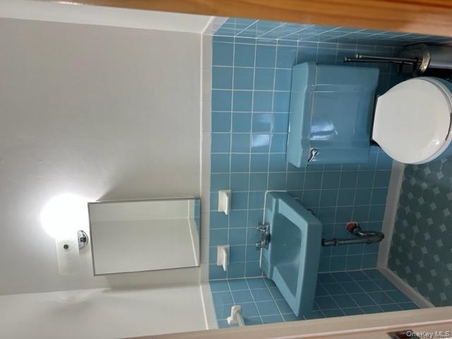 #8 photo, 14728 22nd Avenue, קווינס Whitestone , NY 11357