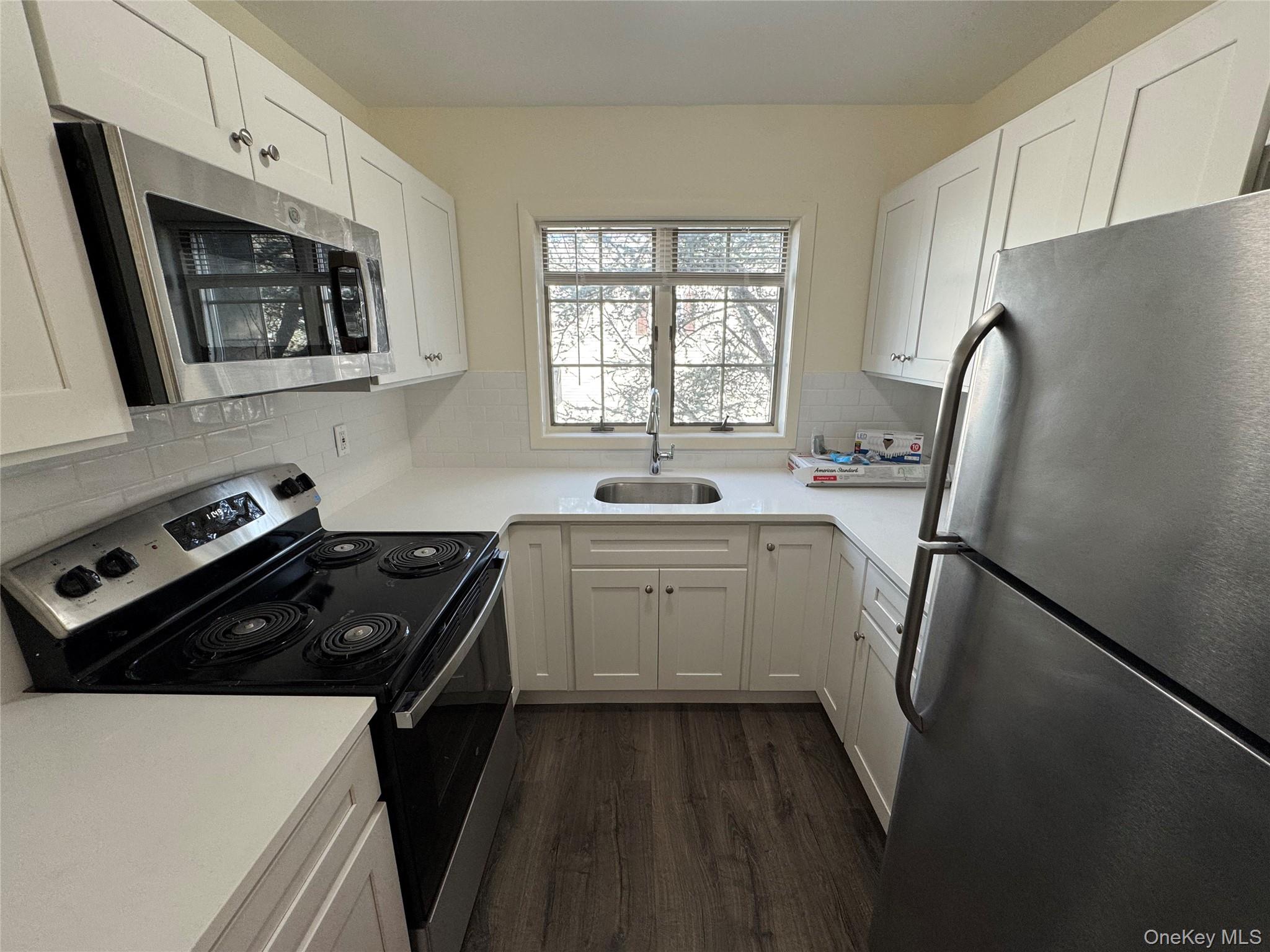 #3 photo, 240-242 E Main Street, Port Jefferson , NY 11777