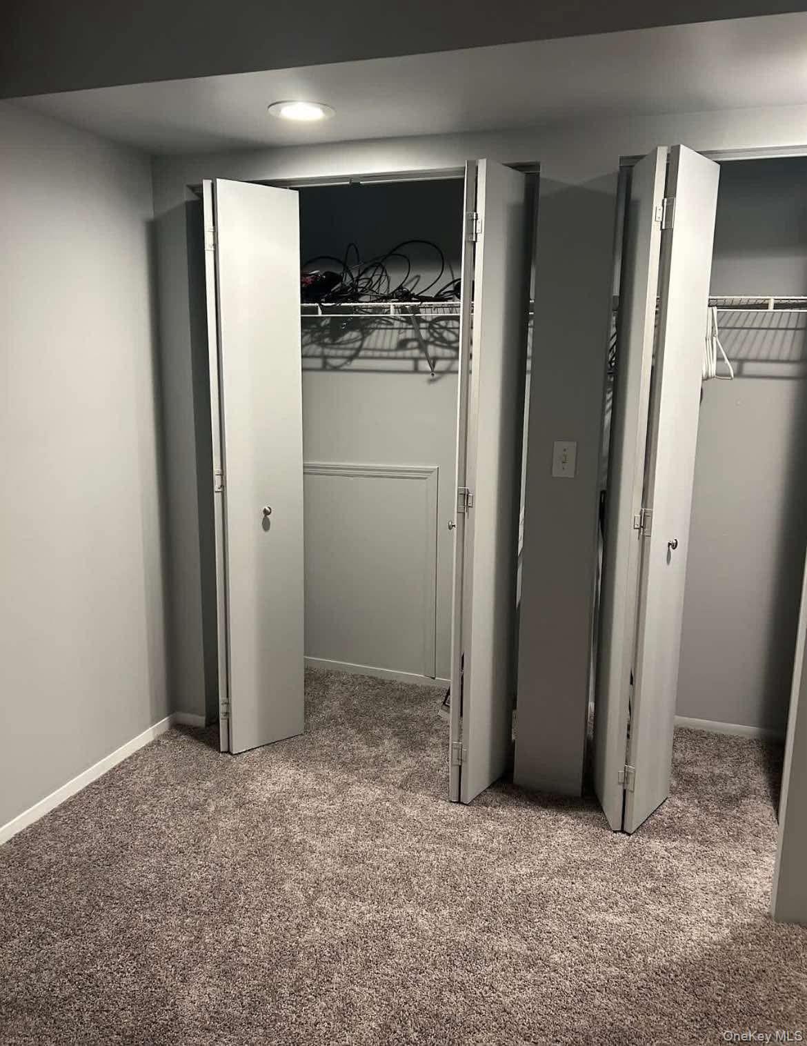 #6 photo, 5 Whitney Lane, Coram , NY 11727