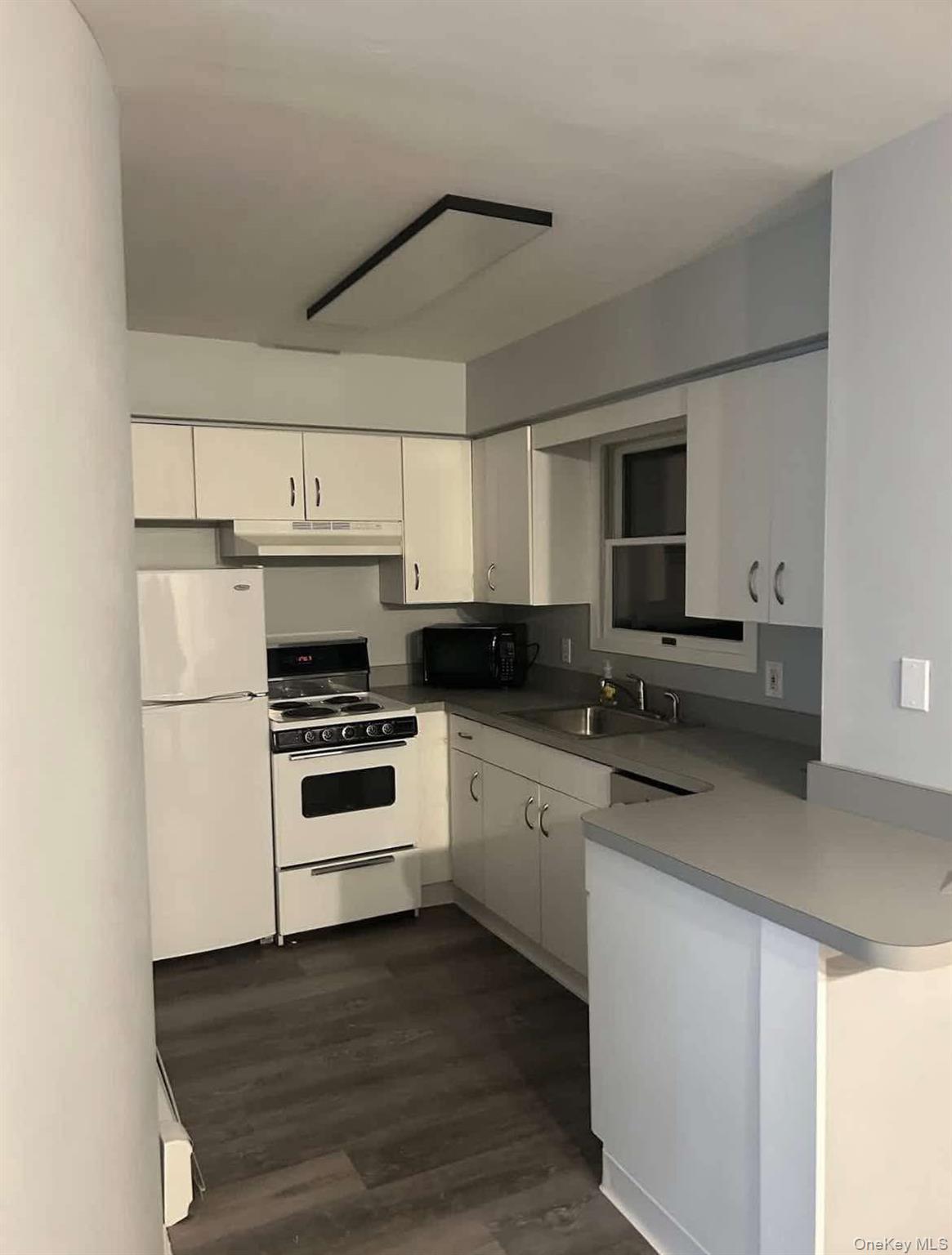 #7 photo, 5 Whitney Lane, Coram , NY 11727