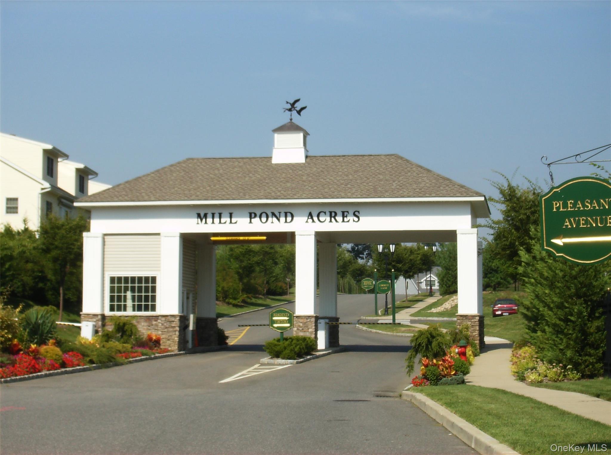 #2 photo, 229 Miro Place, Port Washington , NY 11050