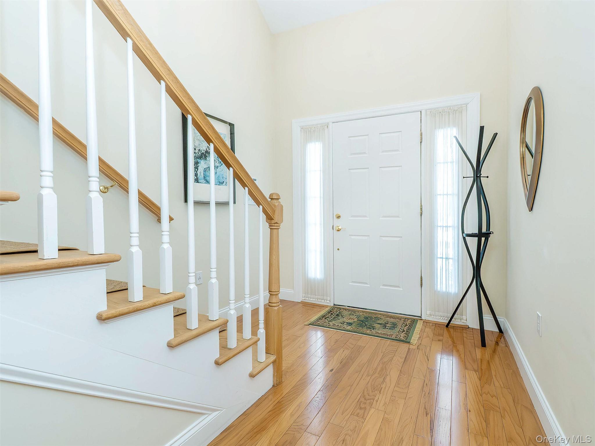 #3 photo, 229 Miro Place, Port Washington , NY 11050