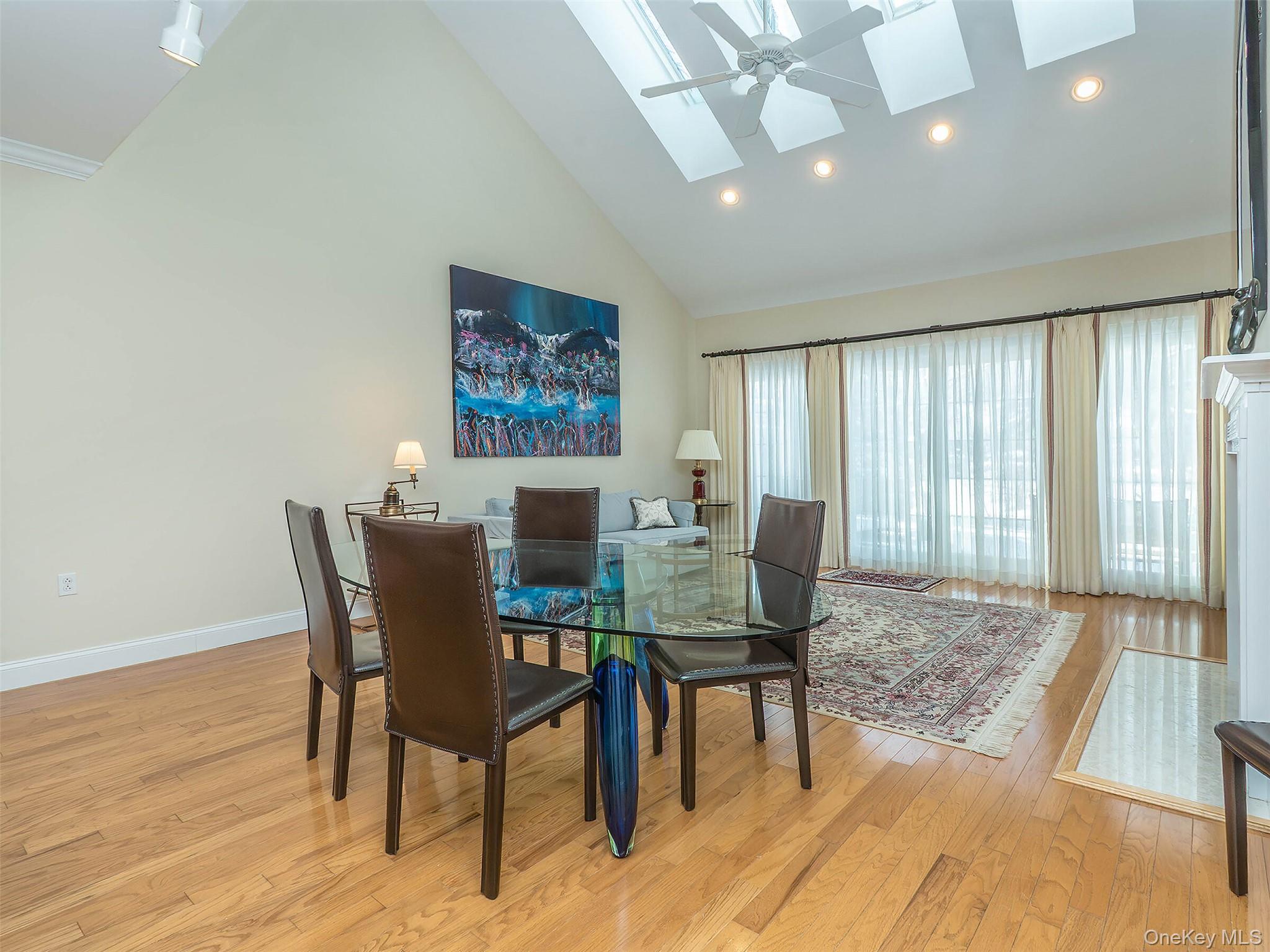 #7 photo, 229 Miro Place, Port Washington , NY 11050