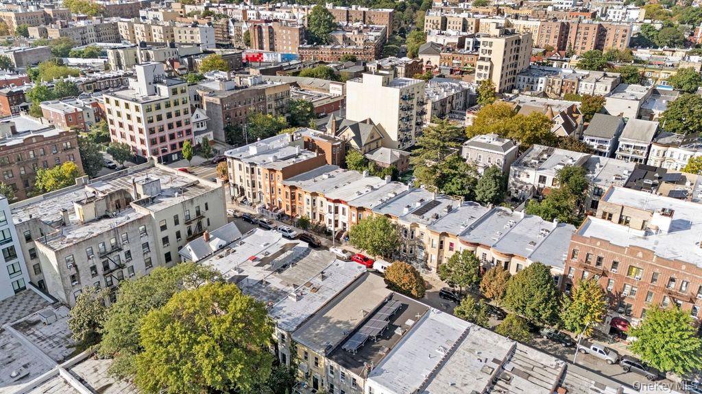 #13 photo, 262 E 23rd Street, Бруклин ‖ Brooklyn , NY 11226