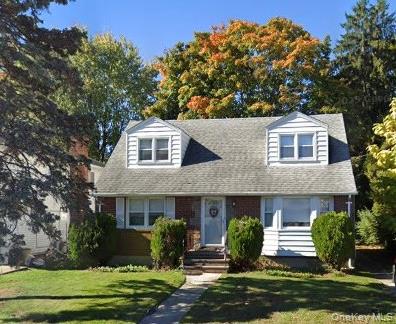 #2 photo, 29 West Avenue, Hicksville , NY 11801