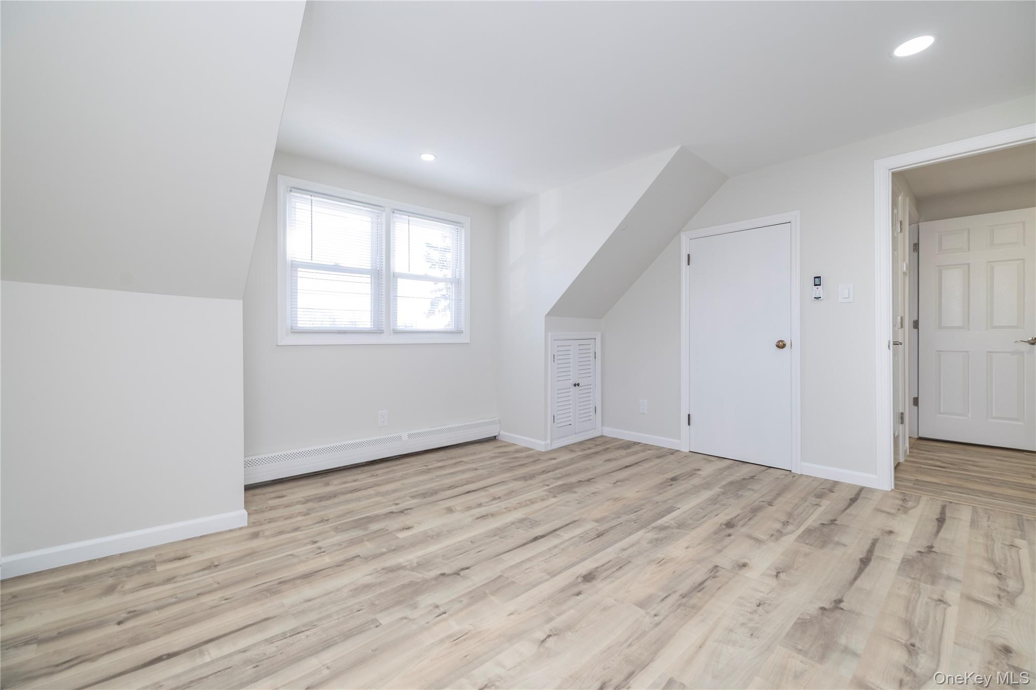 #8 photo, 29 West Avenue, Hicksville , NY 11801