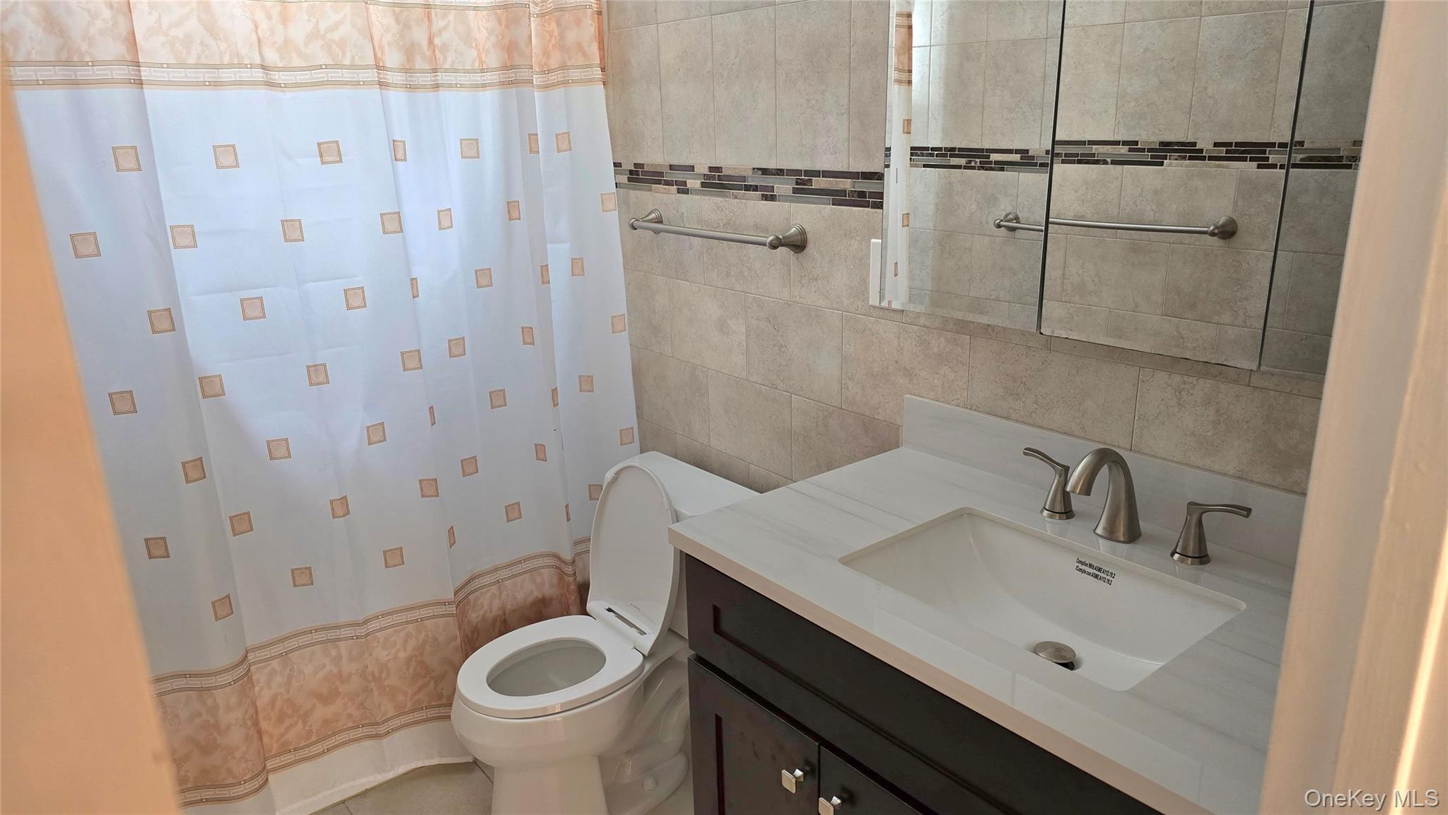 #18 photo, 1 Elvira Court, Huntington , NY 11743