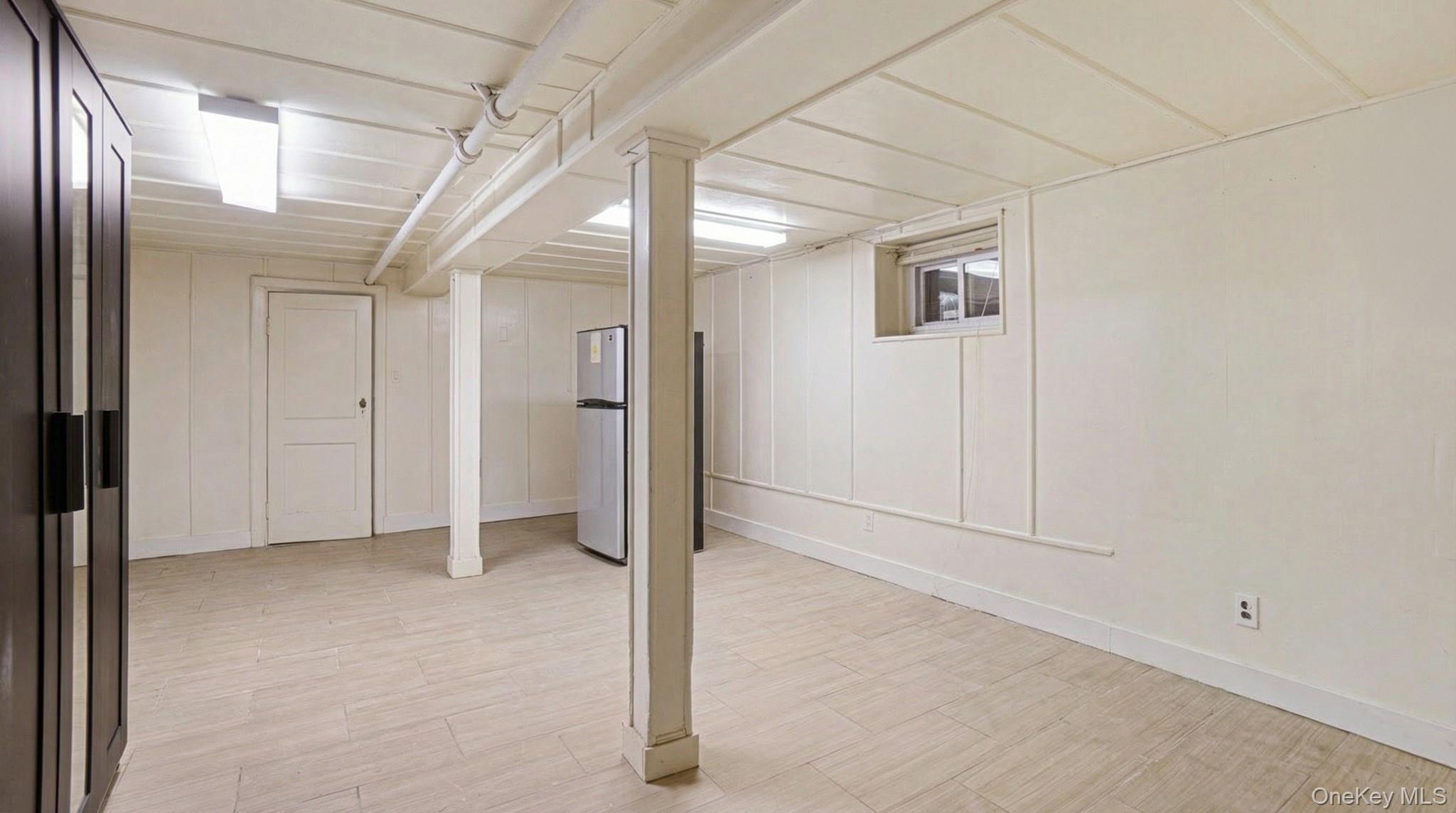 #10 photo, 23709 93rd Road, Куинс ‖ Bellerose , NY 11426