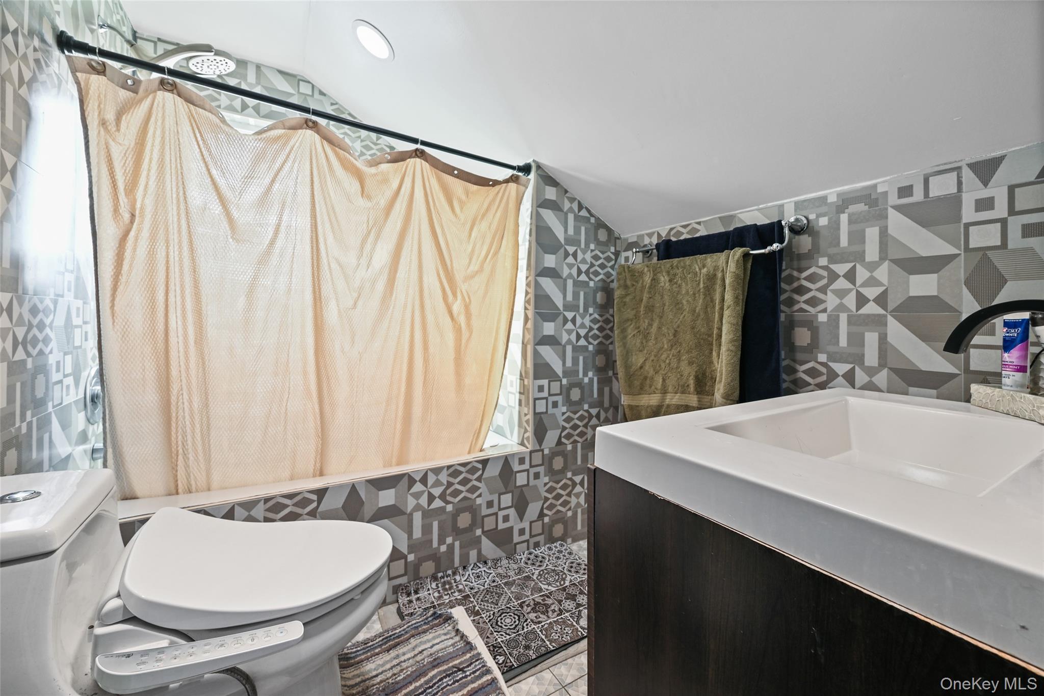 #15 photo, 594 Meacham Avenue, Elmont , NY 11003