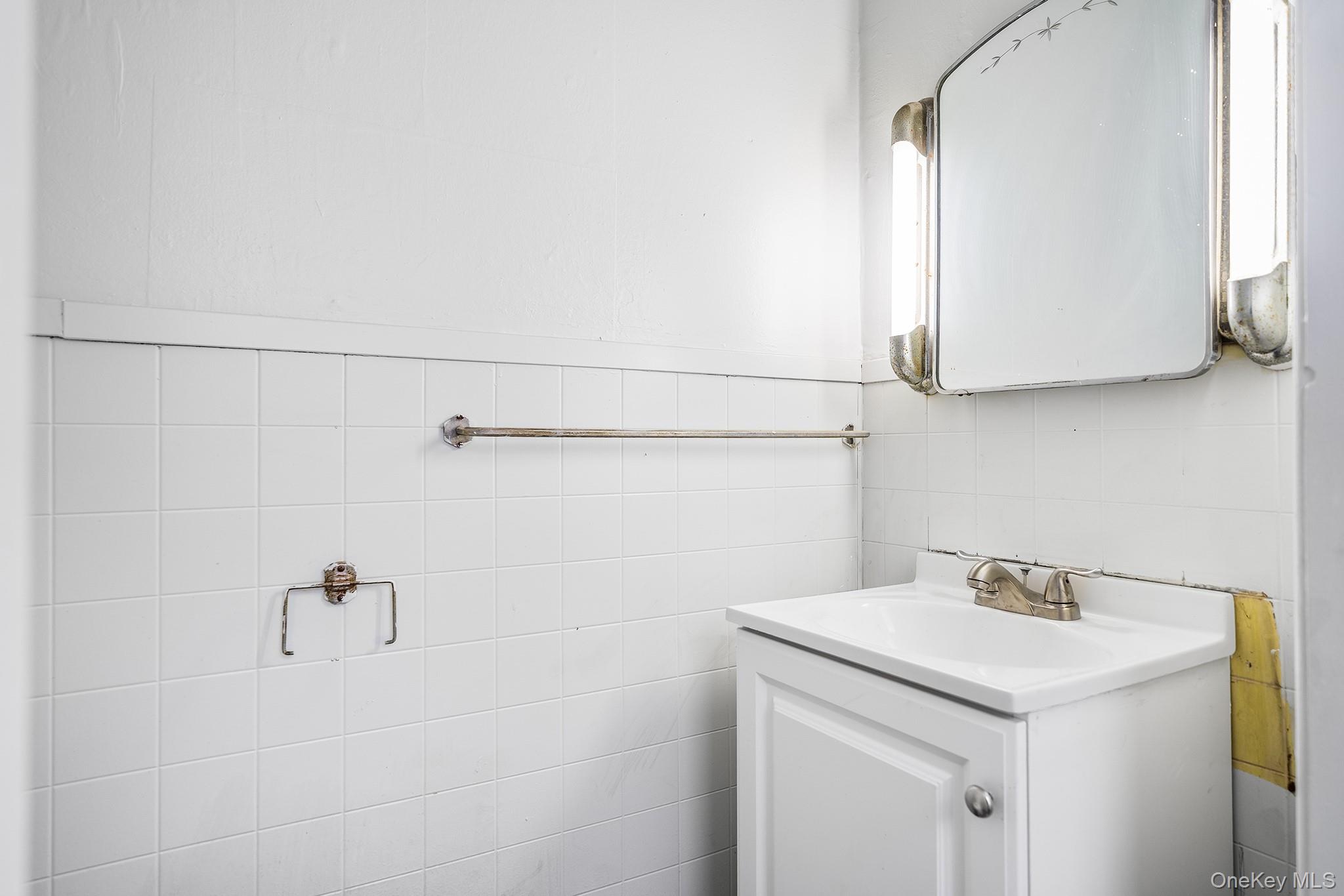 #20 photo, 19125 115th Road, Куинс ‖ Saint Albans , NY 11412