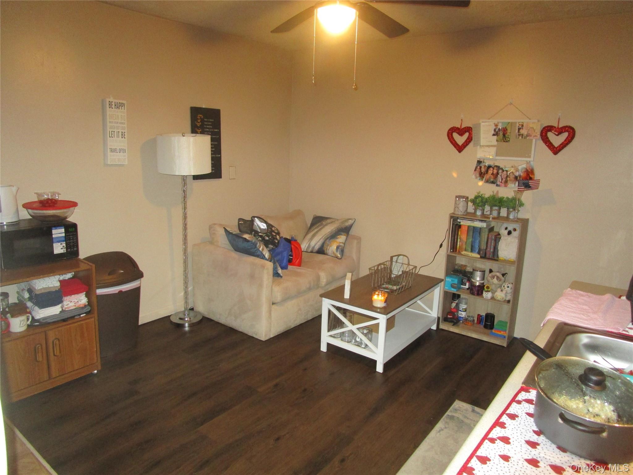 #20 photo, 2914 Connecticut Avenue, Medford , NY 11763