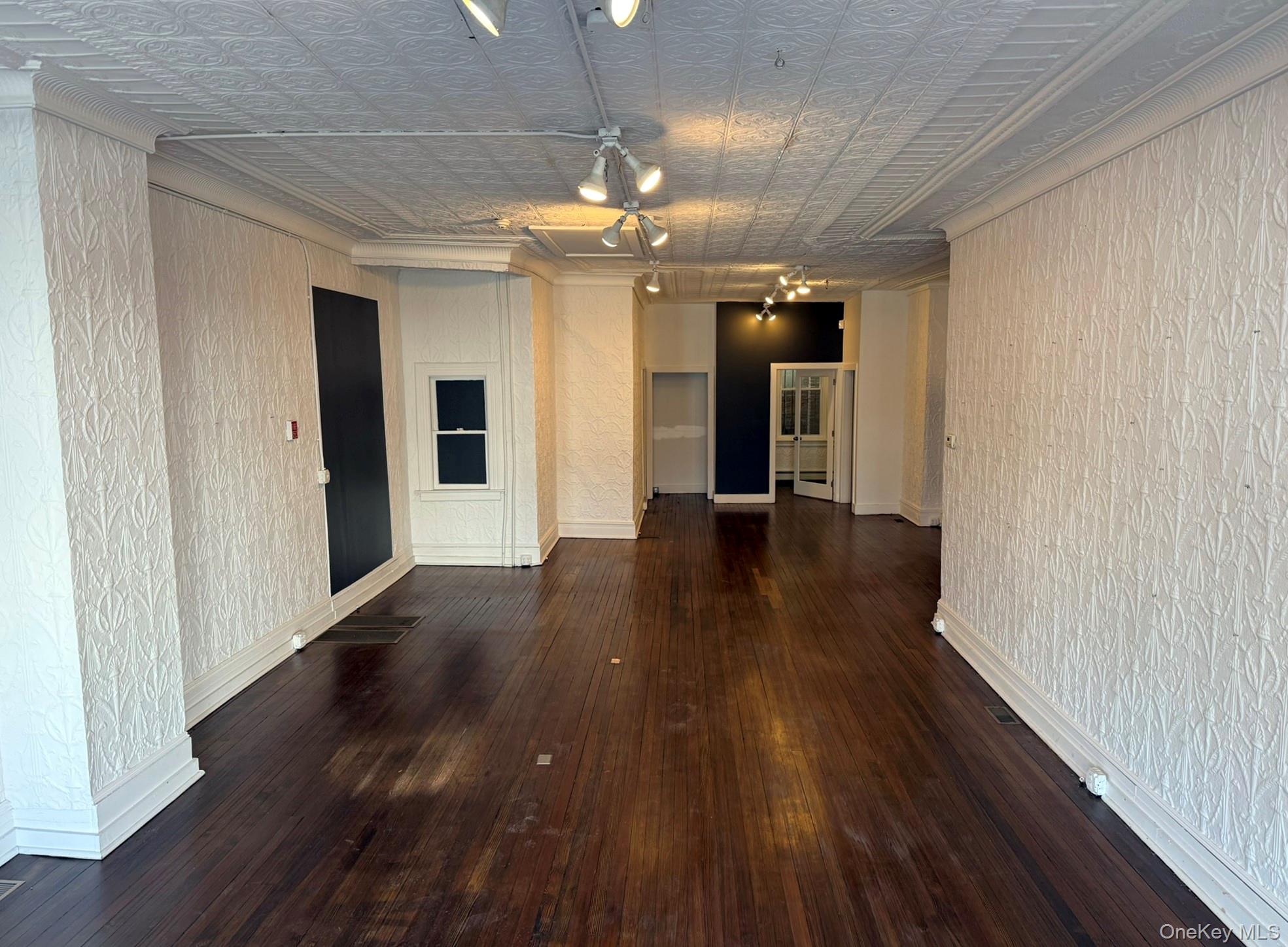 #7 photo, 413 Main Street, 东长岛 Greenport , NY 11944