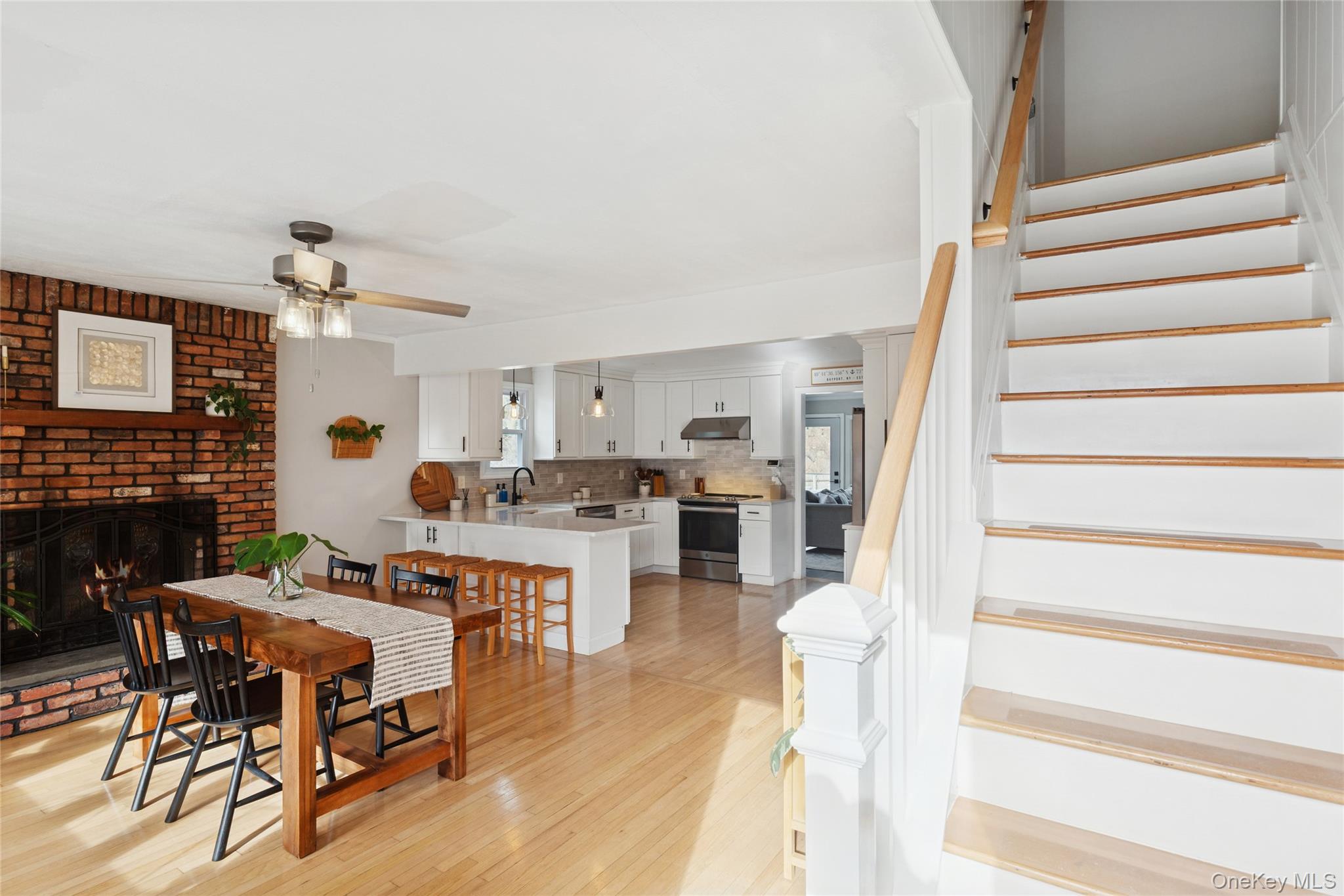 #17 photo, 115 Academy Street, सफ़ोक काउंटी Bayport , NY 11705