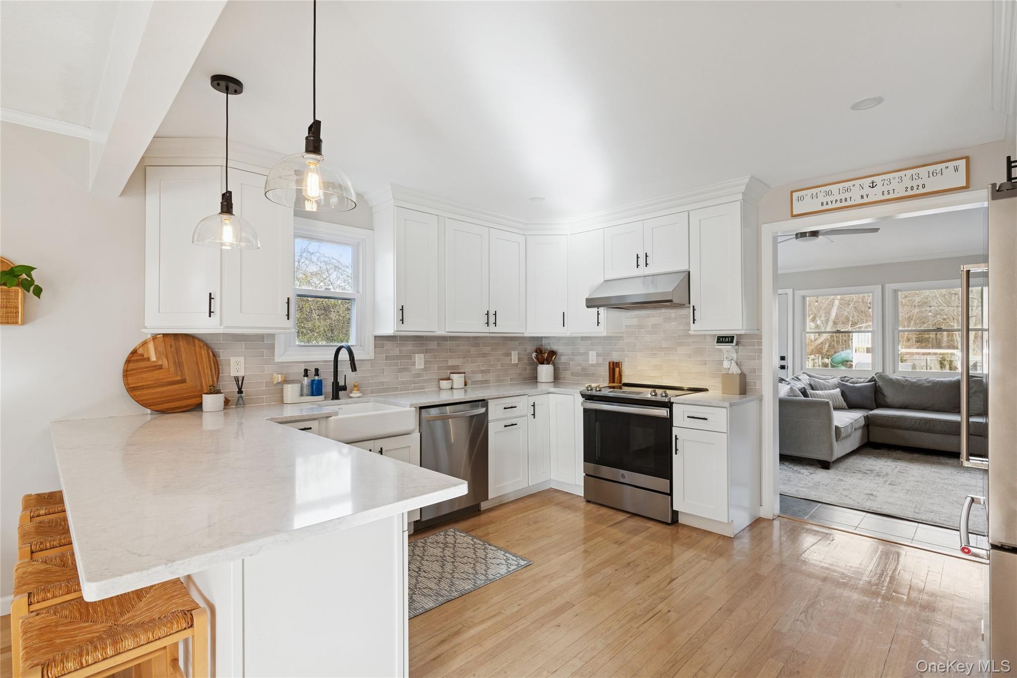 #8 photo, 115 Academy Street, सफ़ोक काउंटी Bayport , NY 11705