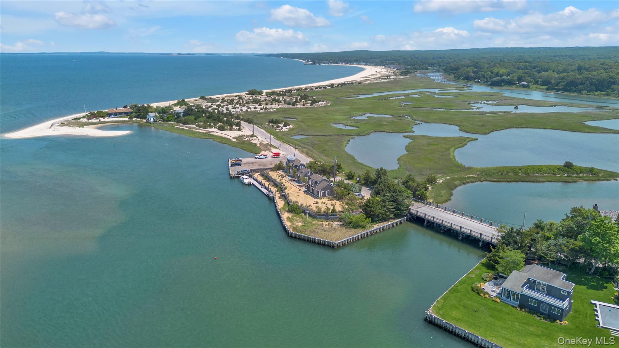 #9 photo, 286 Towd Point Road, Southampton , NY 11968