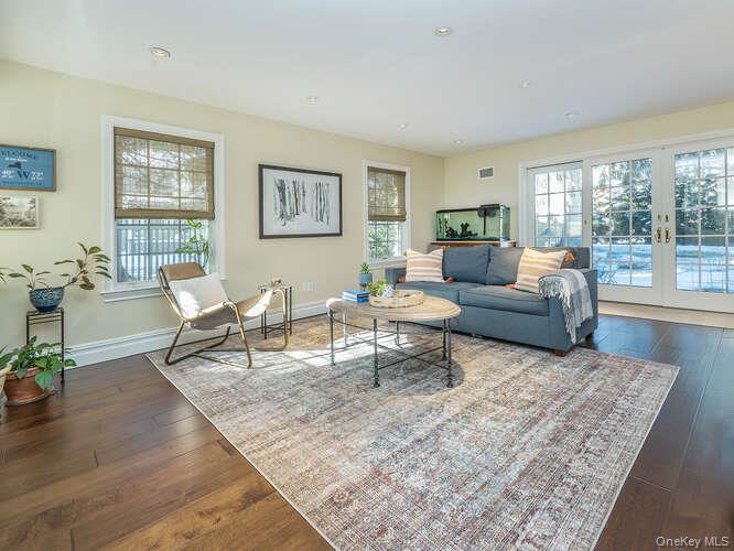 #14 photo, 23 Ivy Way, מחוז נסאו Port Washington , NY 11050