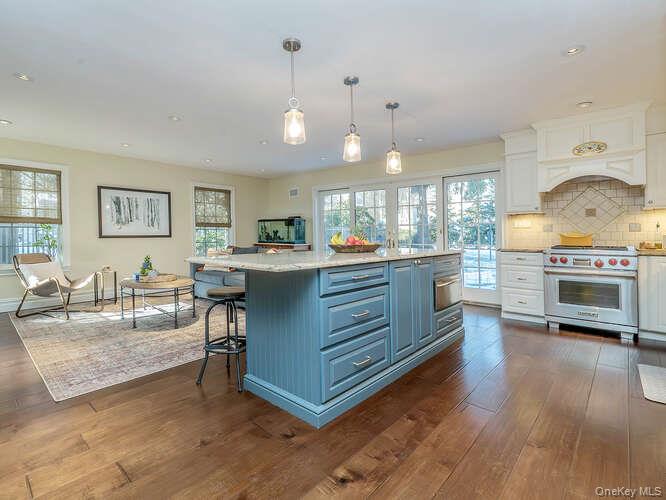 #19 photo, 23 Ivy Way, מחוז נסאו Port Washington , NY 11050