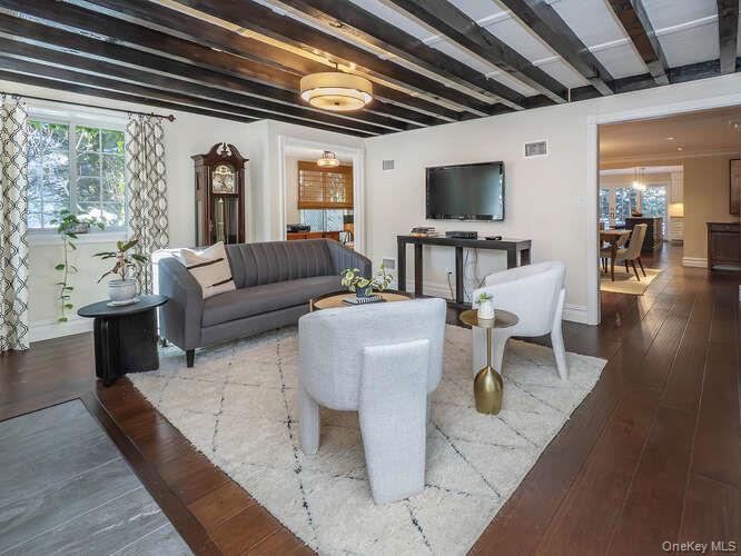 #7 photo, 23 Ivy Way, מחוז נסאו Port Washington , NY 11050