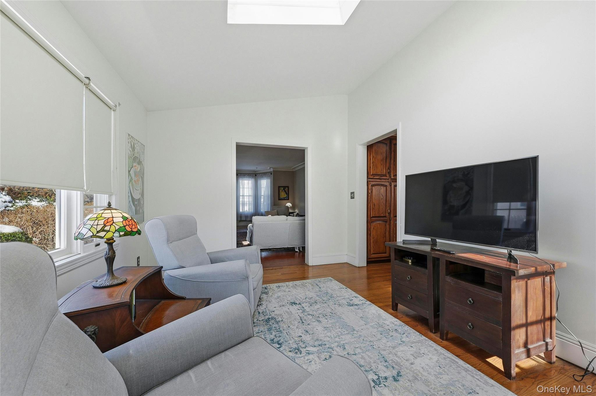 #16 photo, 13 Walnut Street, Glen Head , NY 11545