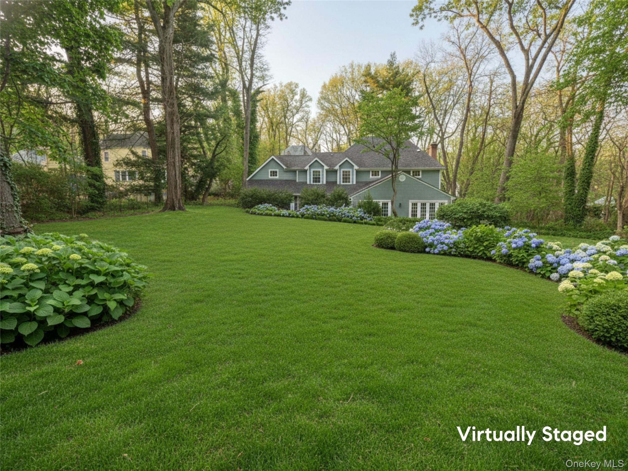 #18 photo, 214 Downing Avenue, Sea Cliff , NY 11579