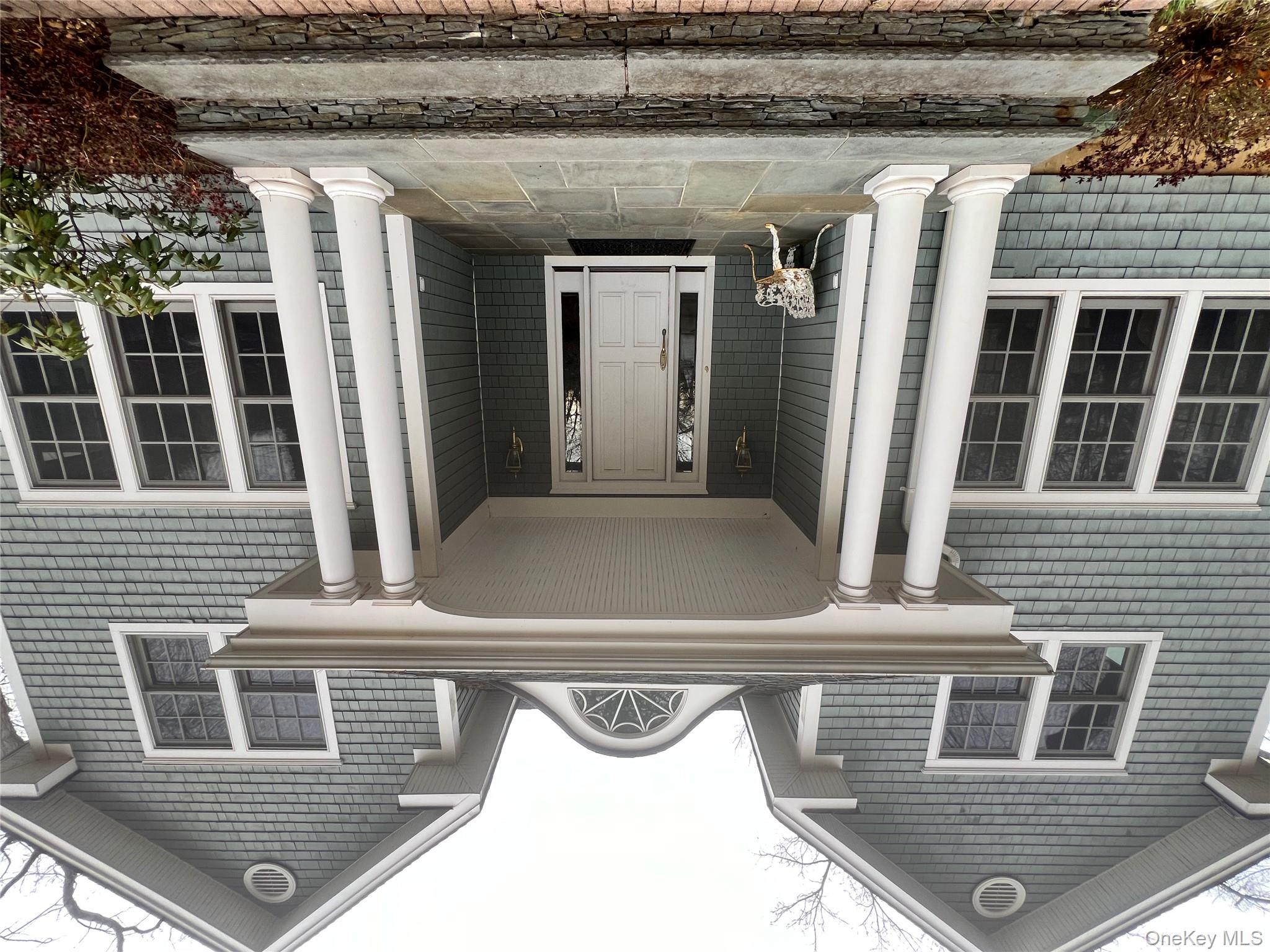 #2 photo, 214 Downing Avenue, Sea Cliff , NY 11579