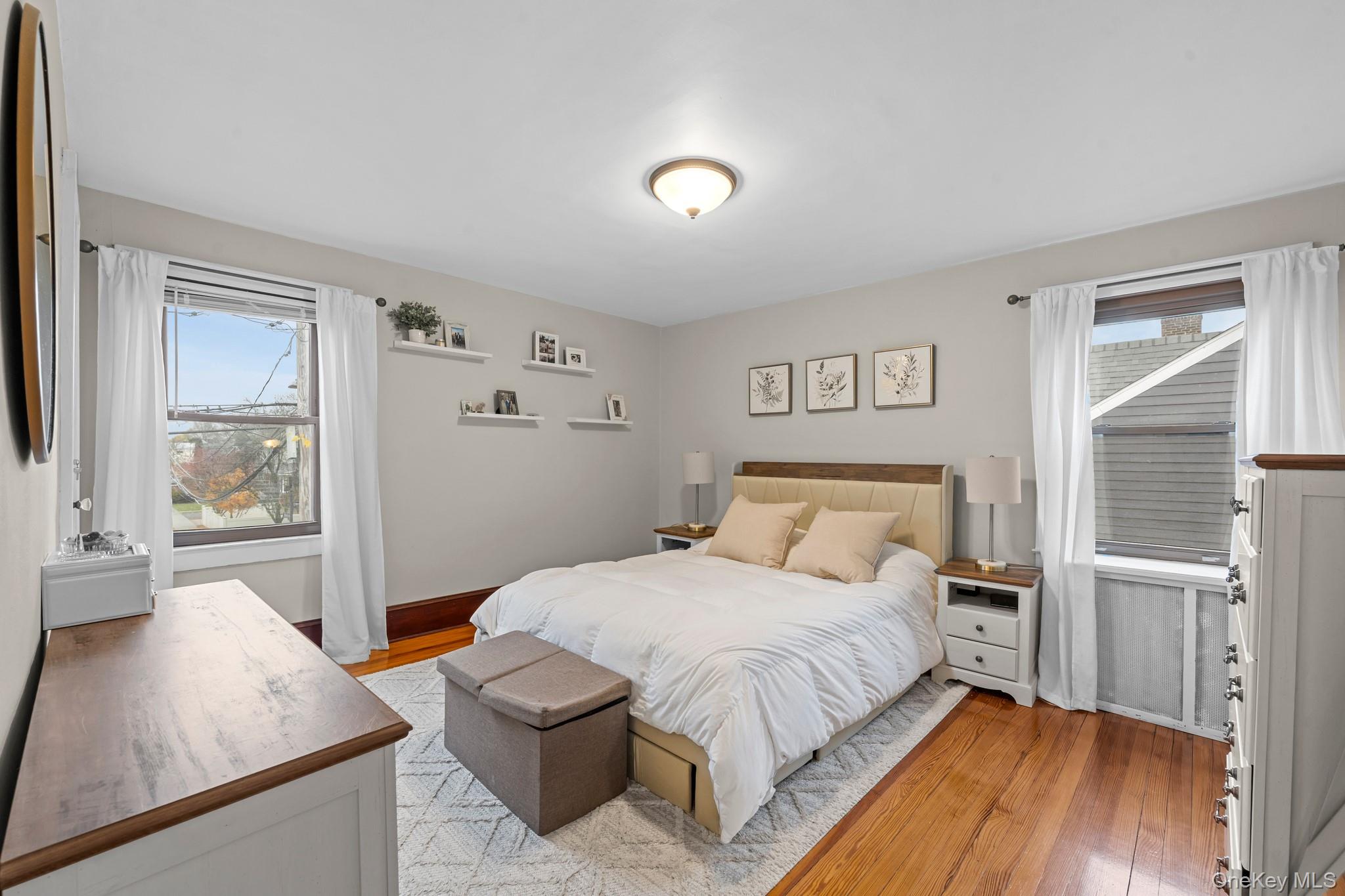 #12 photo, 42 Driving Park Avenue, 长岛 Lynbrook , NY 11563