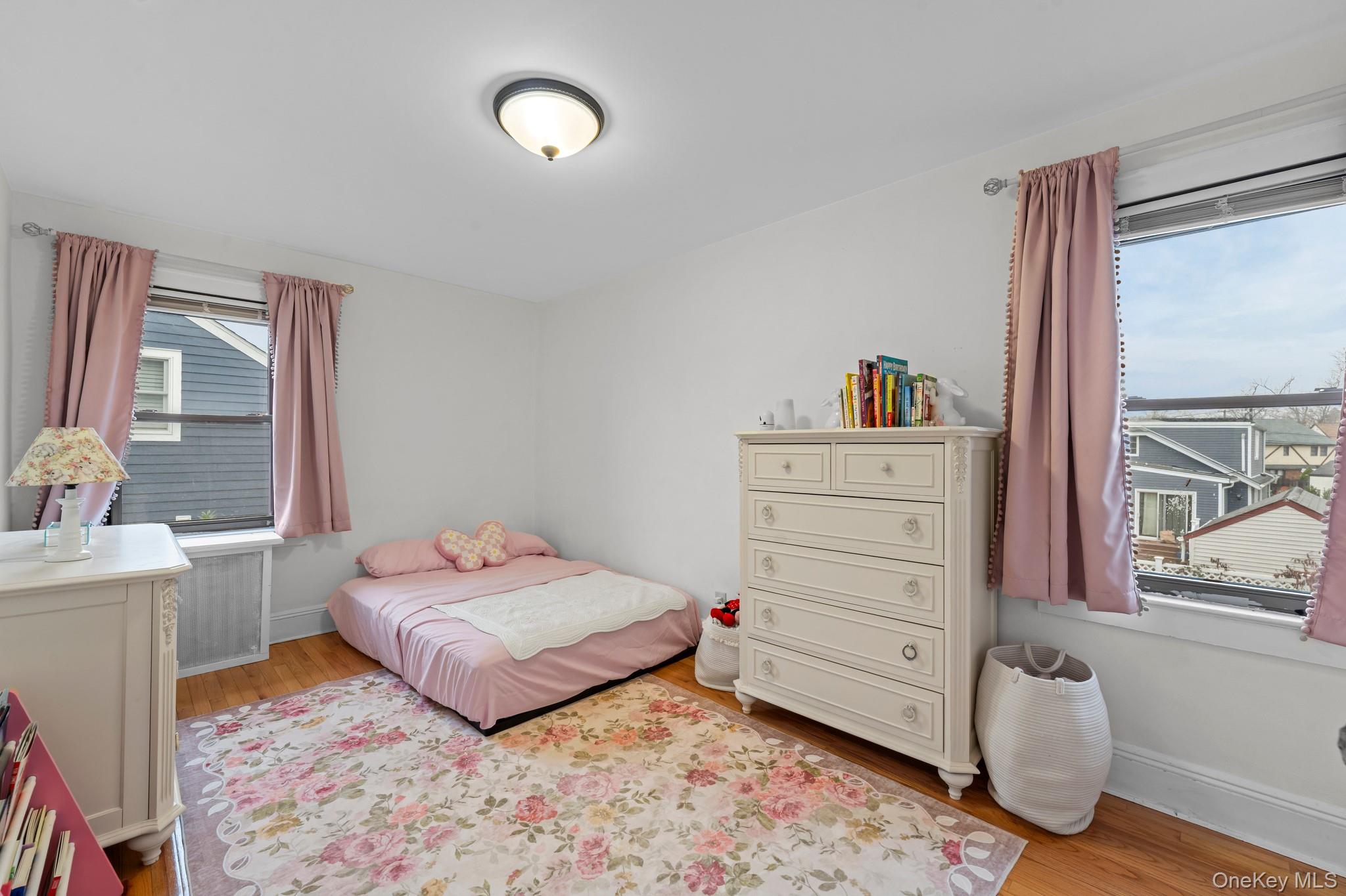 #17 photo, 42 Driving Park Avenue, 长岛 Lynbrook , NY 11563