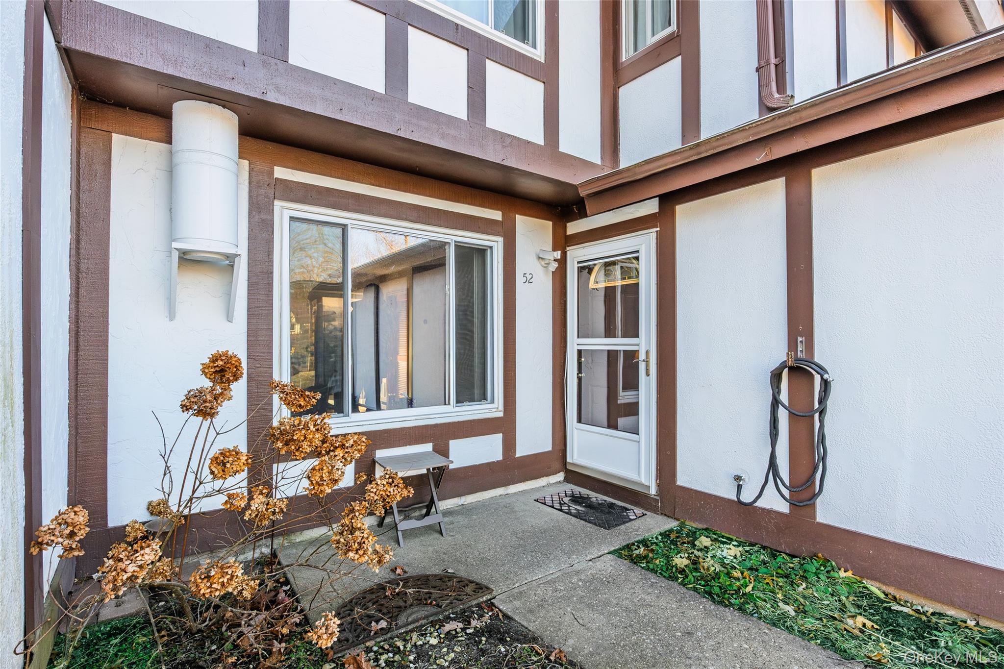 #2 photo, 52 Briar Hill Court, מחוז סאפוק Middle Island , NY 11953