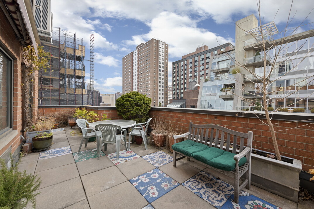 #6 photo, 445 W 19TH Street, 맨해튼 Chelsea , NY 10011