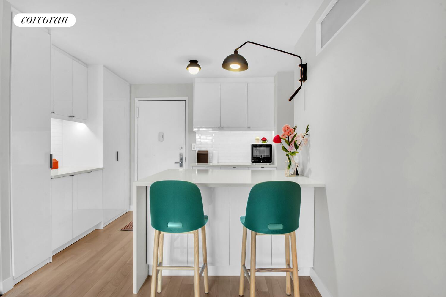 #5 photo, 205 3RD Avenue, מנהטן Gramercy Park , NY 10003