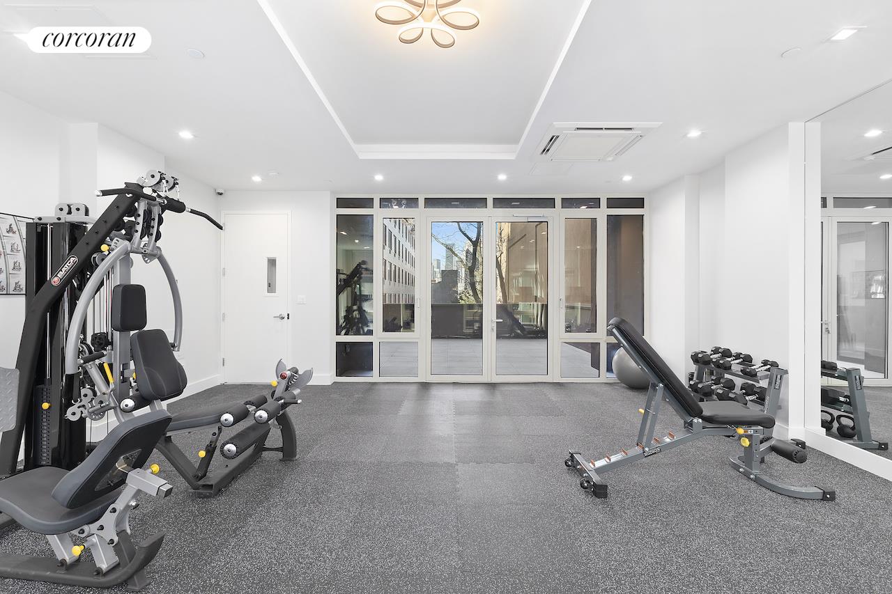 #17 photo, Long Island City, Long Island City , NY 11101