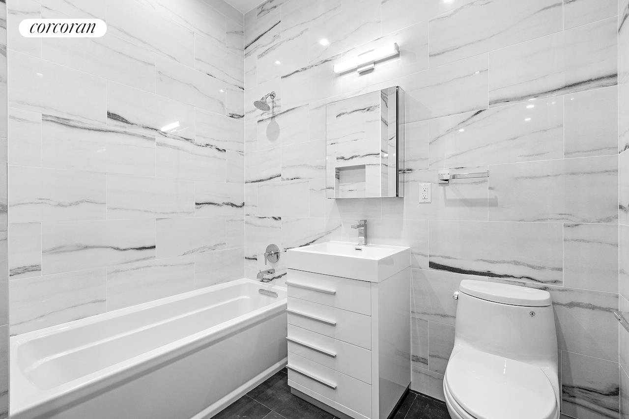 #7 photo, Long Island City, Long Island City , NY 11101