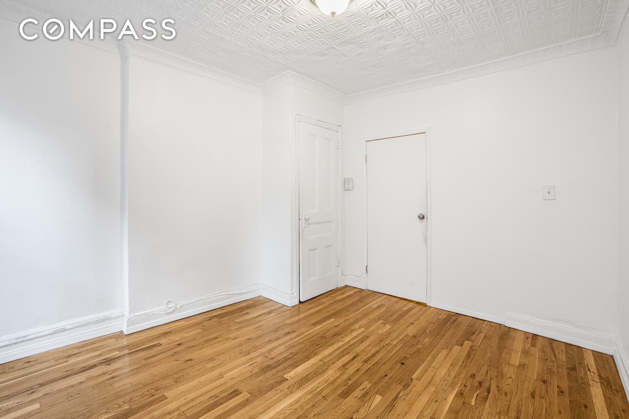 #3 photo, 241 Mulberry Street, مانهاتن Nolita , NY 10012