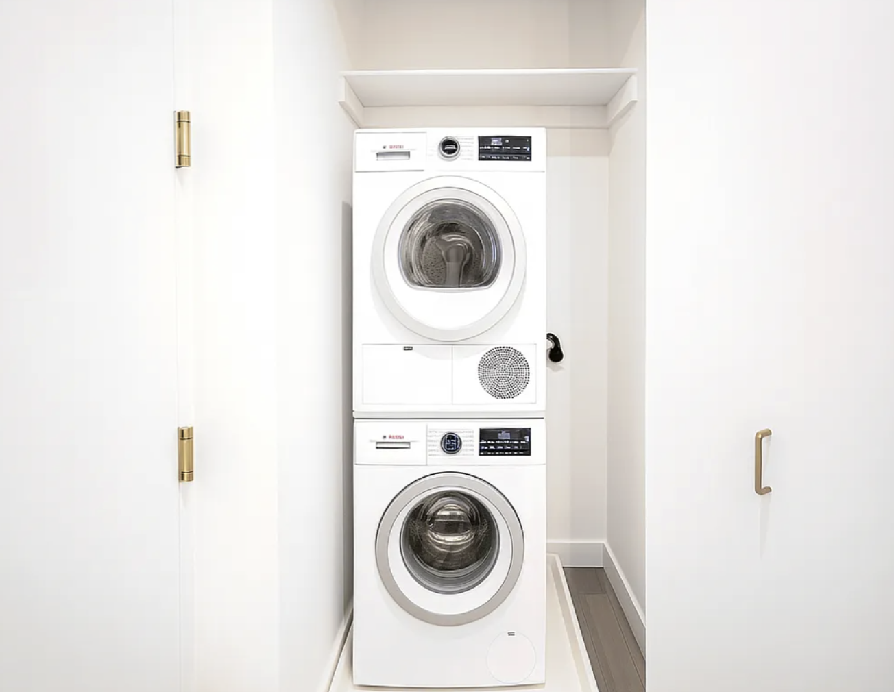 #8 photo, 180 Water Street, Financial District , NY 10038