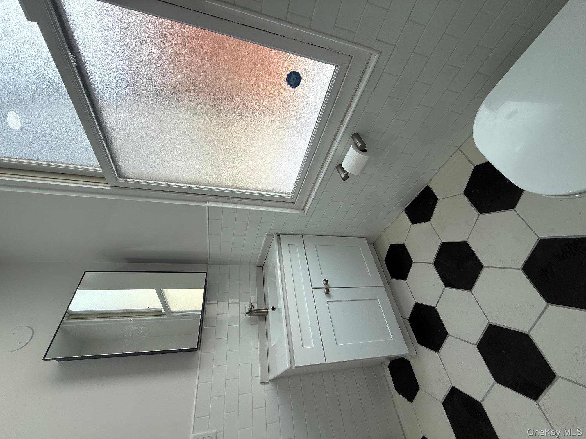 #7 photo, 233 Liberty Street, Newburgh , NY 12550