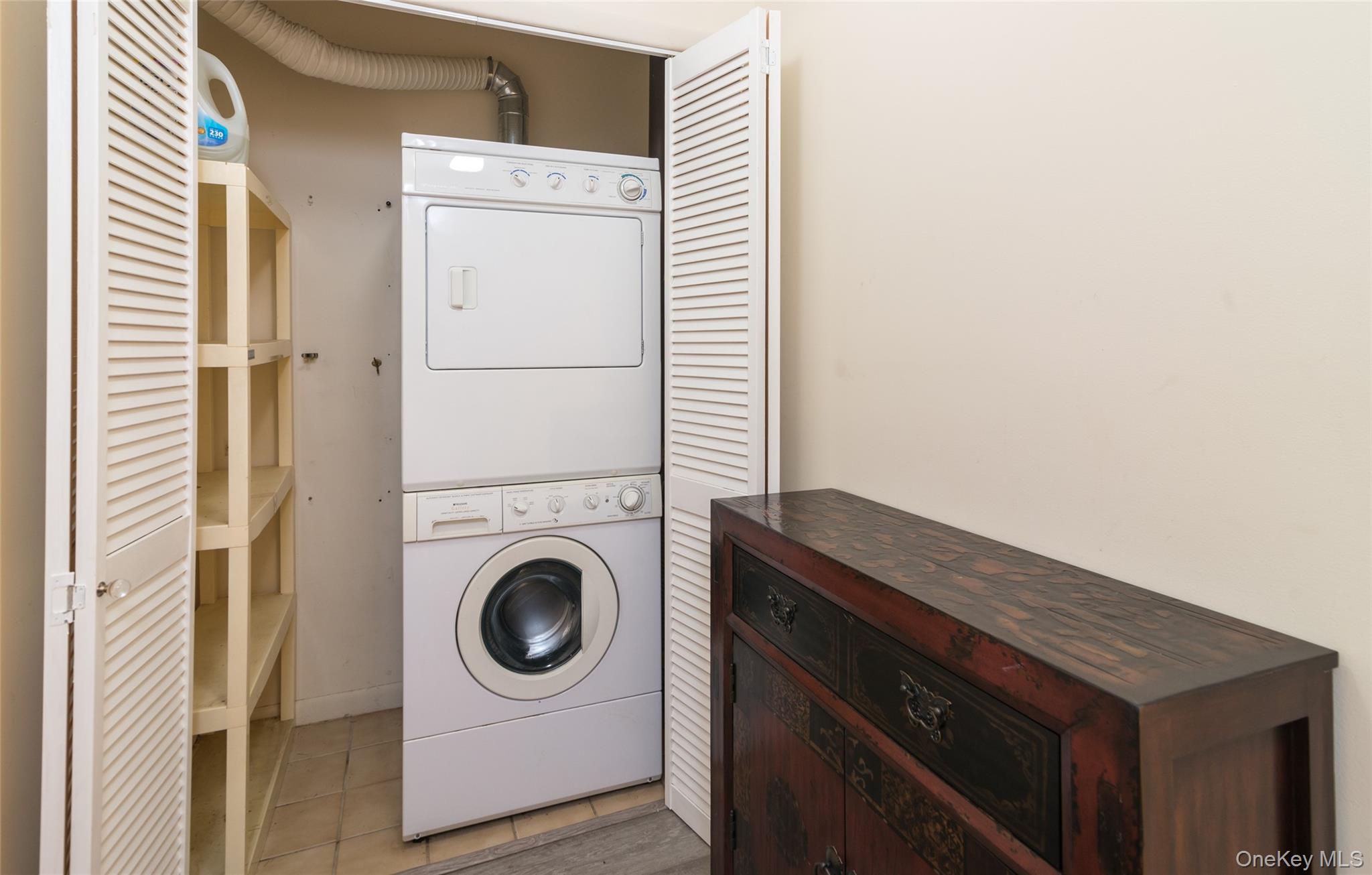 #17 photo, 327 N Greeley Avenue, Chappaqua , NY 10514