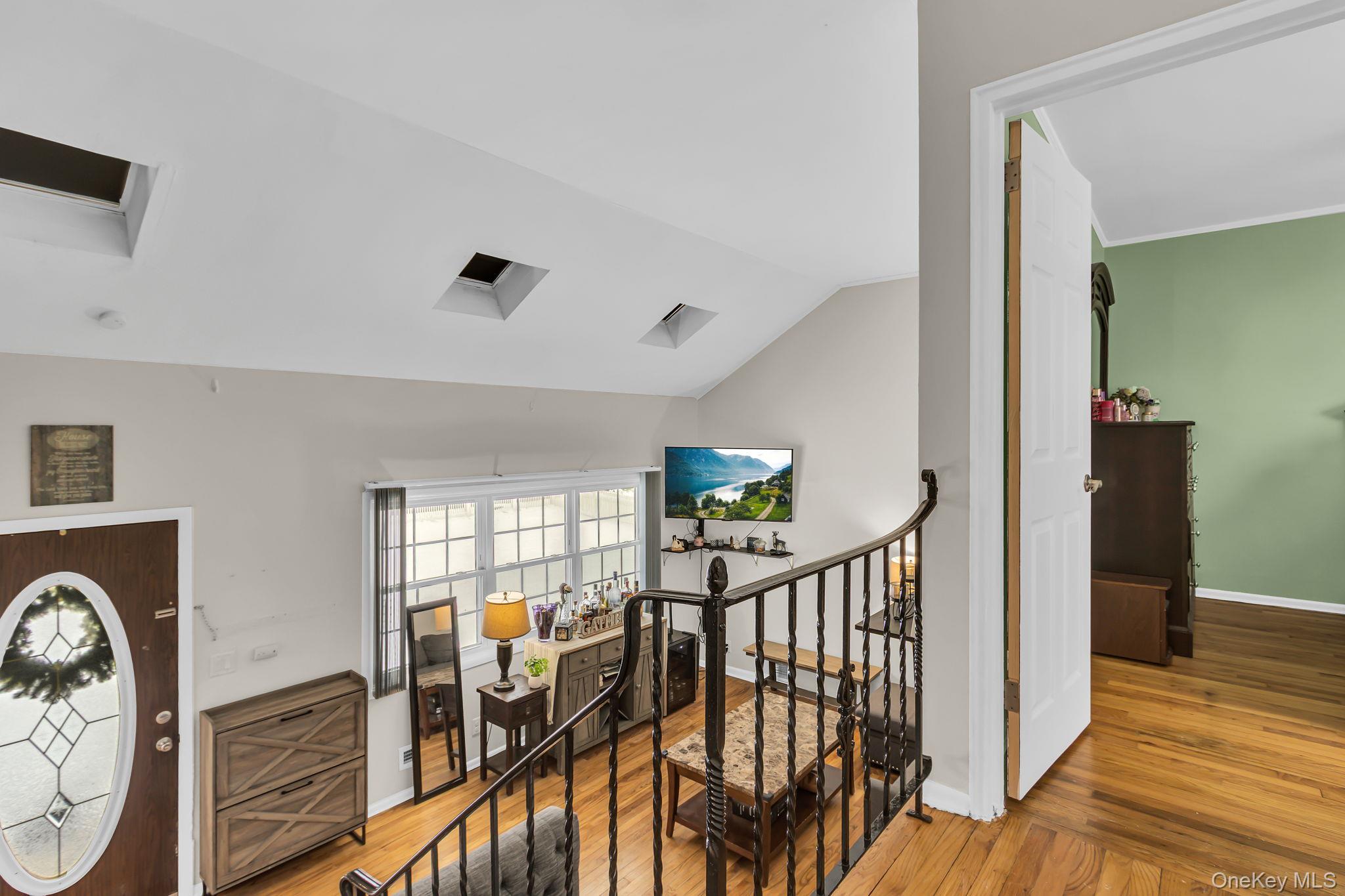 #15 photo, 963 Fox Meadow Road, Yorktown Heights , NY 10598